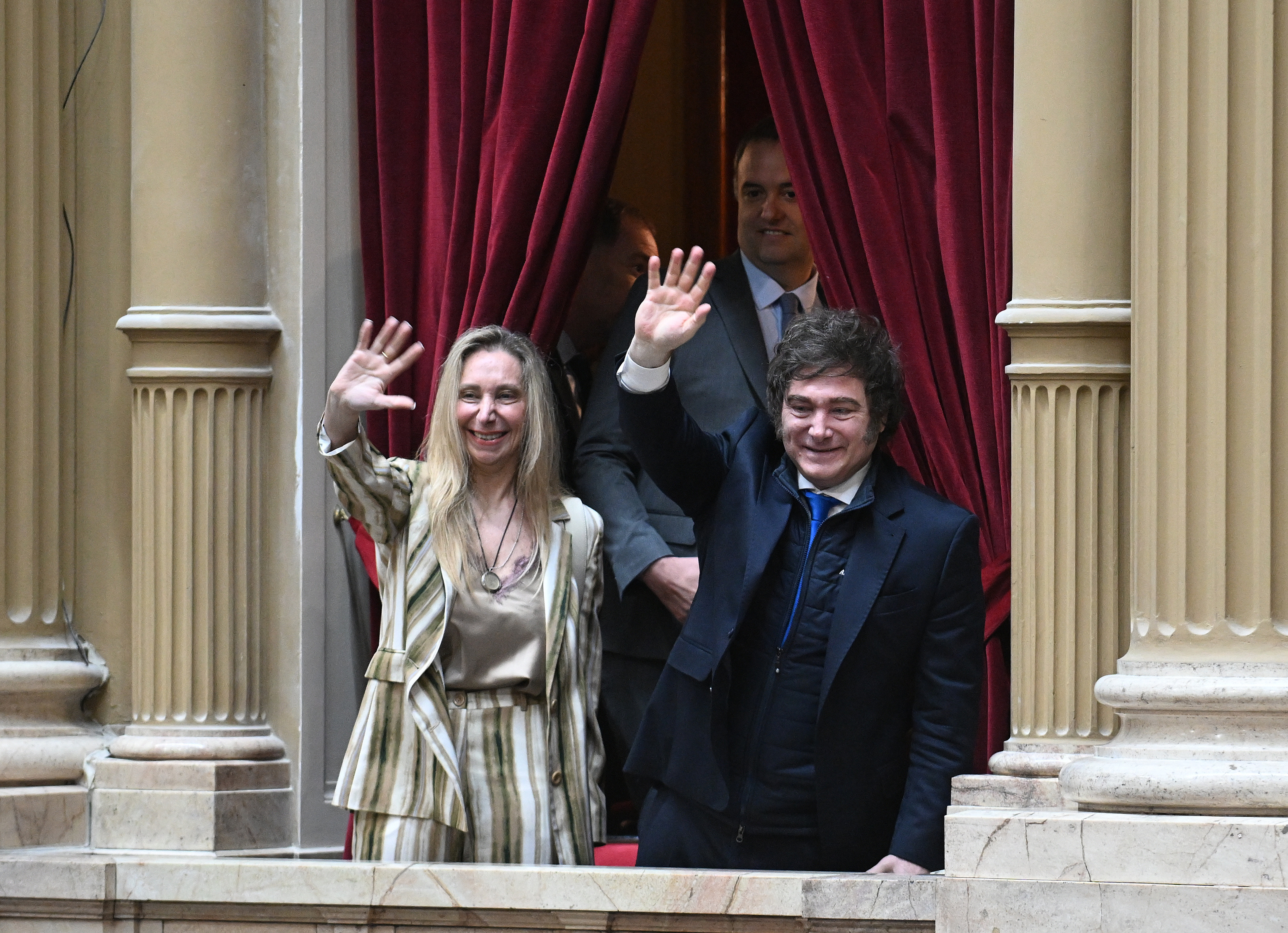 El papa León XIV envió tres camiones con ayuda humanitaria a Ucrania: “Desea estar presente en las familias que sufren”