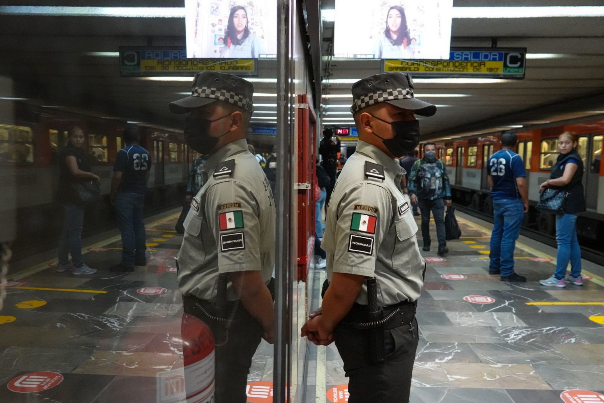 Integrantes de la Guardia Nacional llegaron a las instalaciones del Metro de la CDMX para su resguardo por instrucción de Claudia Sheinbaum. (GRACIELA LÓPEZ /CUARTOSCURO)