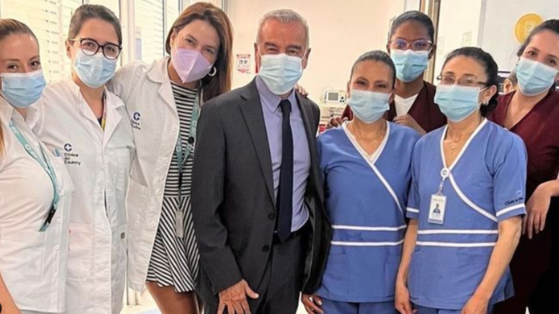 Guillermo Capuya y el equipo de médicos que atendió a Jorge Rial durante su internación en Colombia