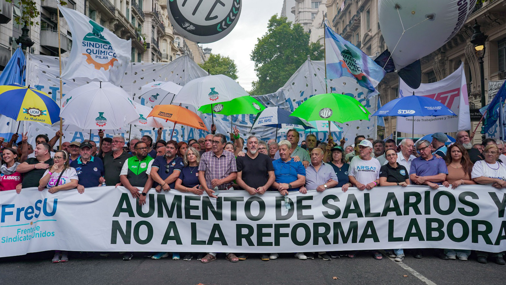 Qué sindicatos y gremios van a hacer paro este viernes 27 contra la reforma laboral y cuáles movilizarán a Congreso