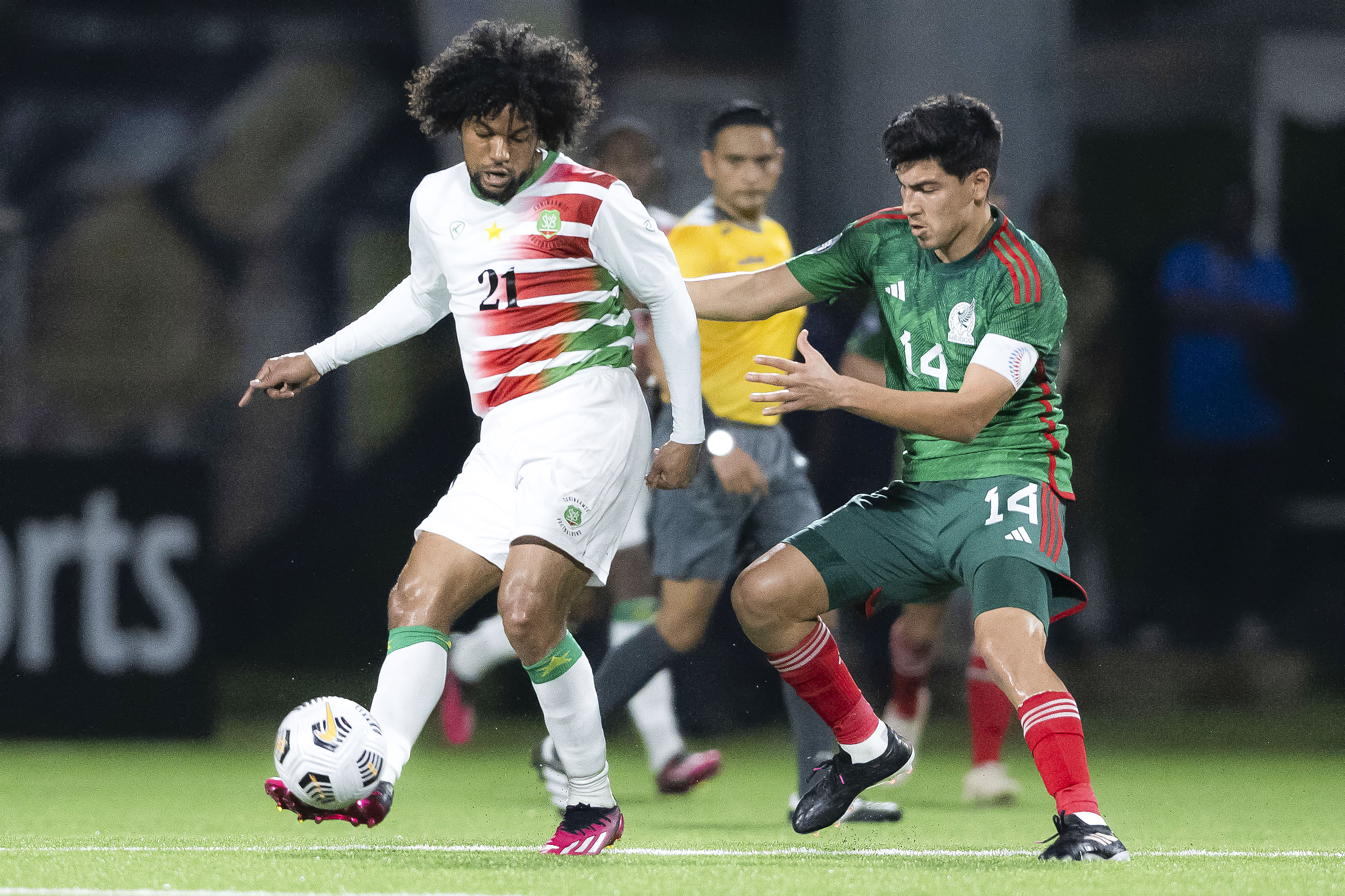 México se posicionó como líder provisional de su grupo luego de vencer a Surinam en Paramaribo (Twitter/@FMF)