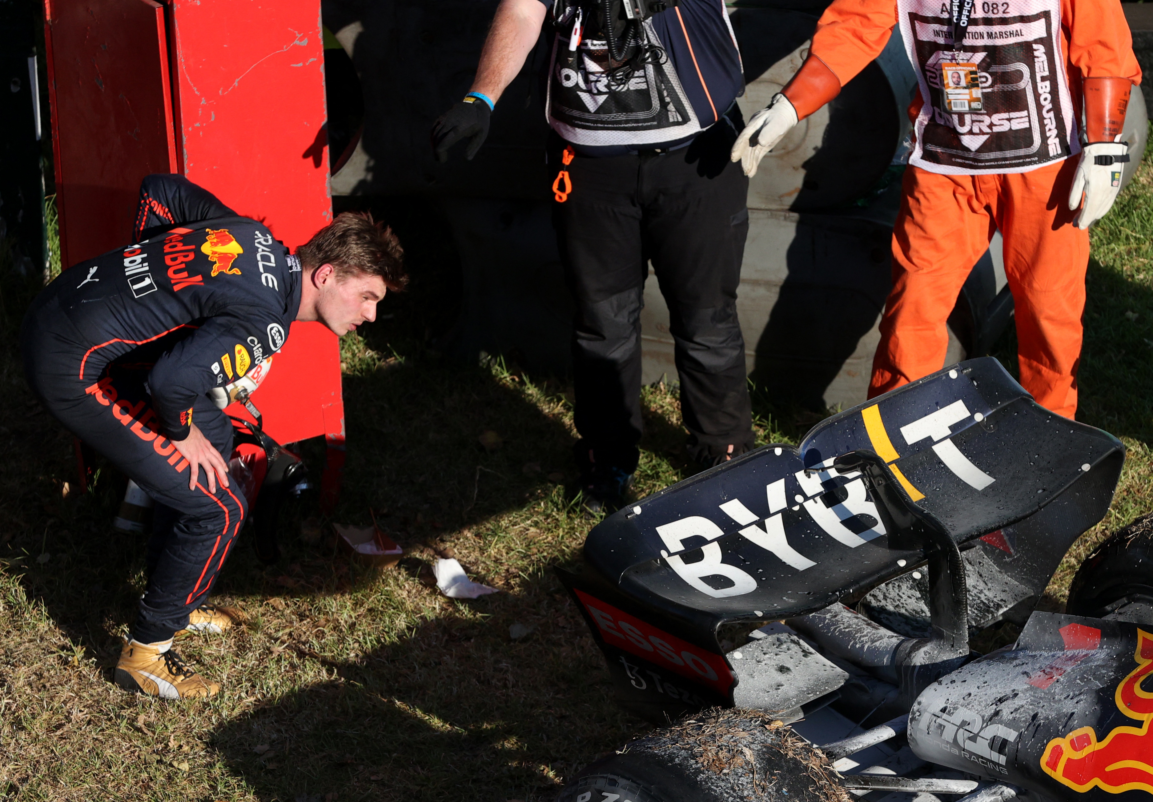 Verstappen protagonizó su segundo abandono en las primeras tres presentaciones (Reuters)