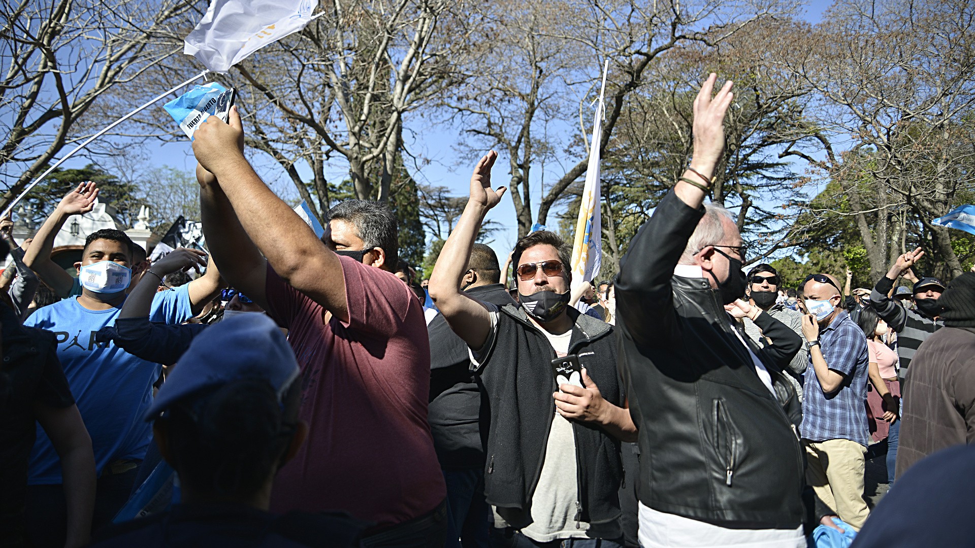 Agrupaciones vinculadas al peronismo porteño estuvieron presentes en Olivos