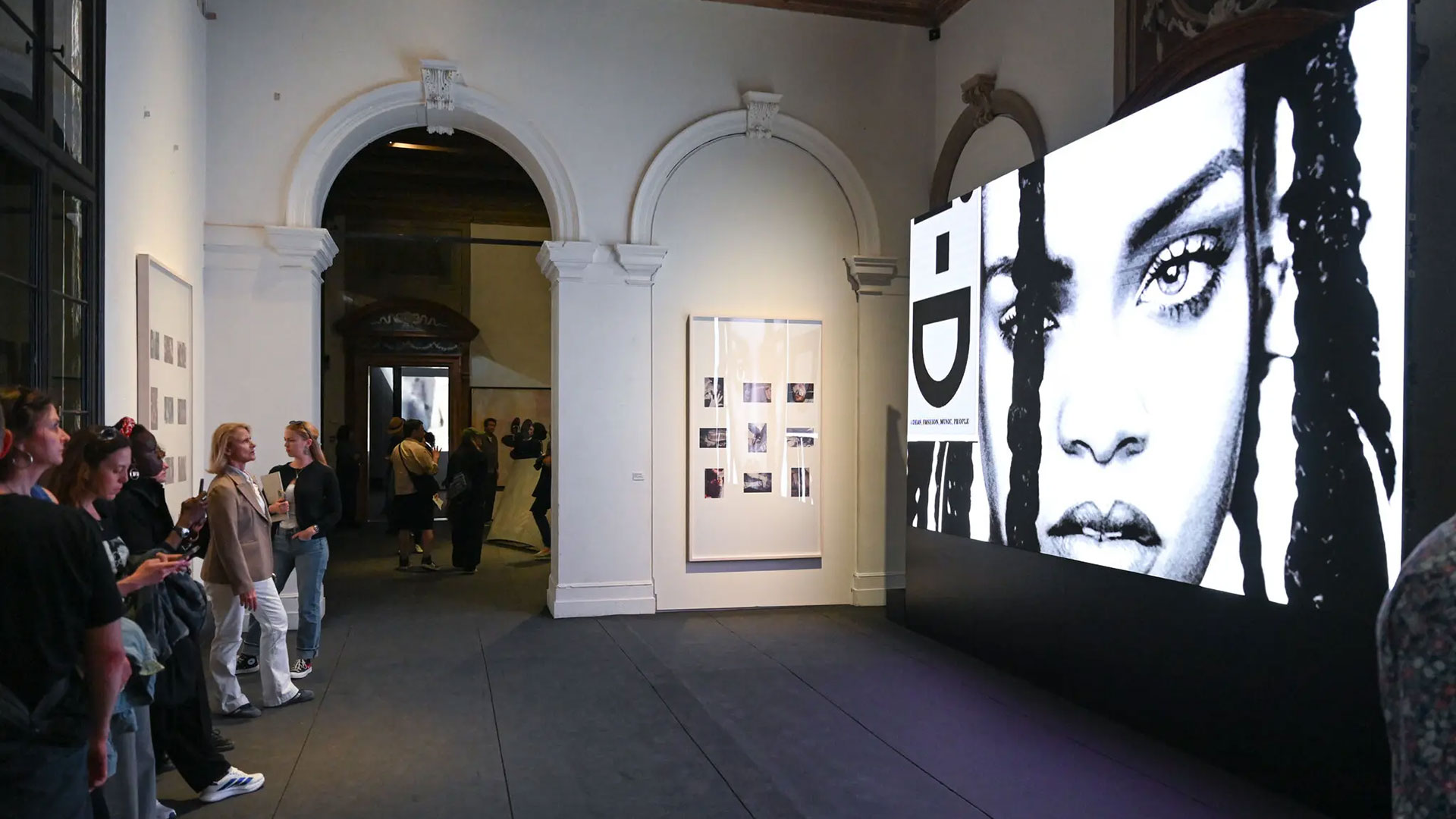 La Bienal de Venecia afronta el desaf&iacute;o de renovar el arte contempor&aacute;neo en una edici&oacute;n pol&eacute;mica y desordenada