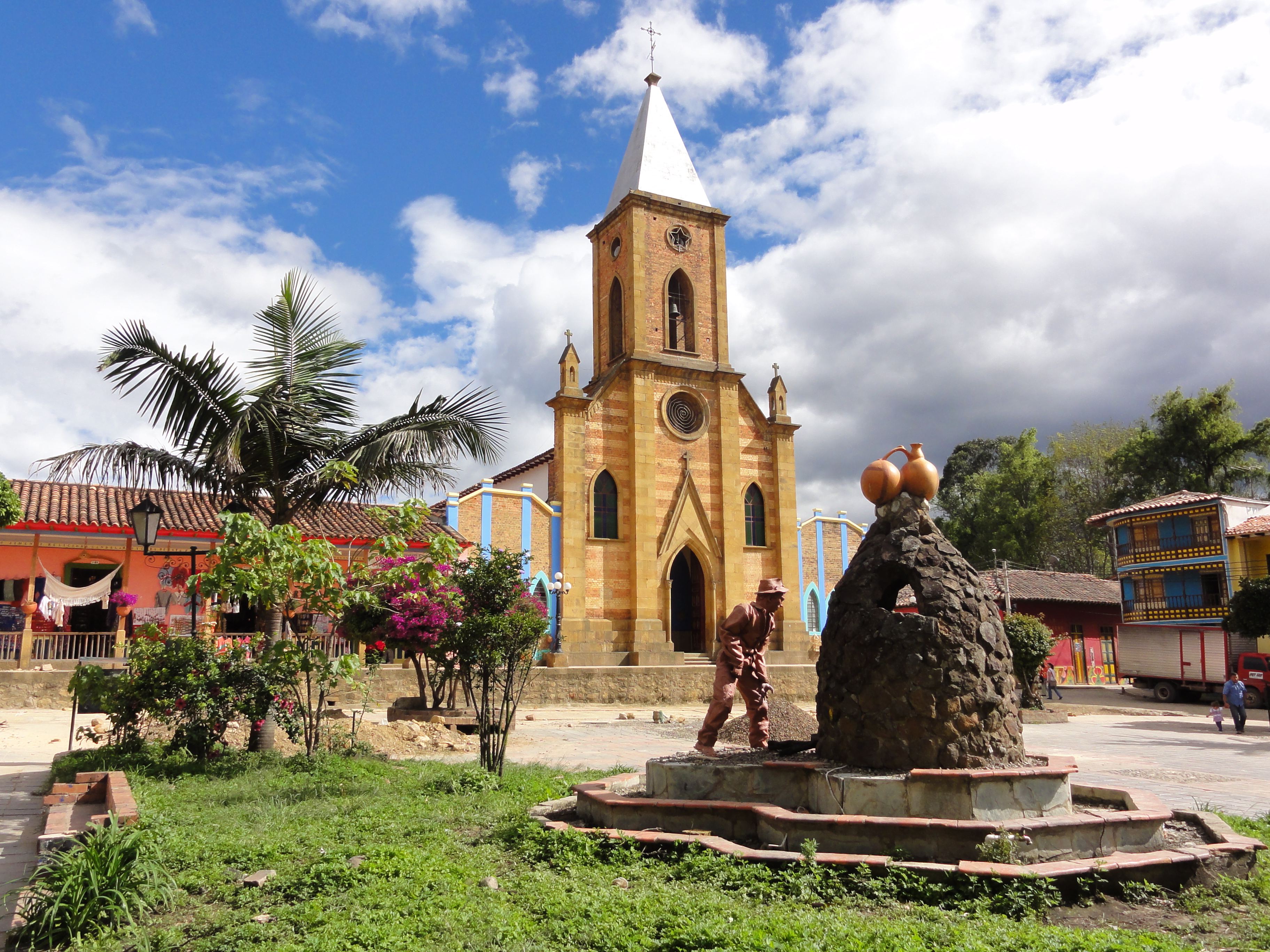Así luce el Parque central de Ráquira, en Boyacá / Foto: Wikimedia Commons / Wikimedia Commons