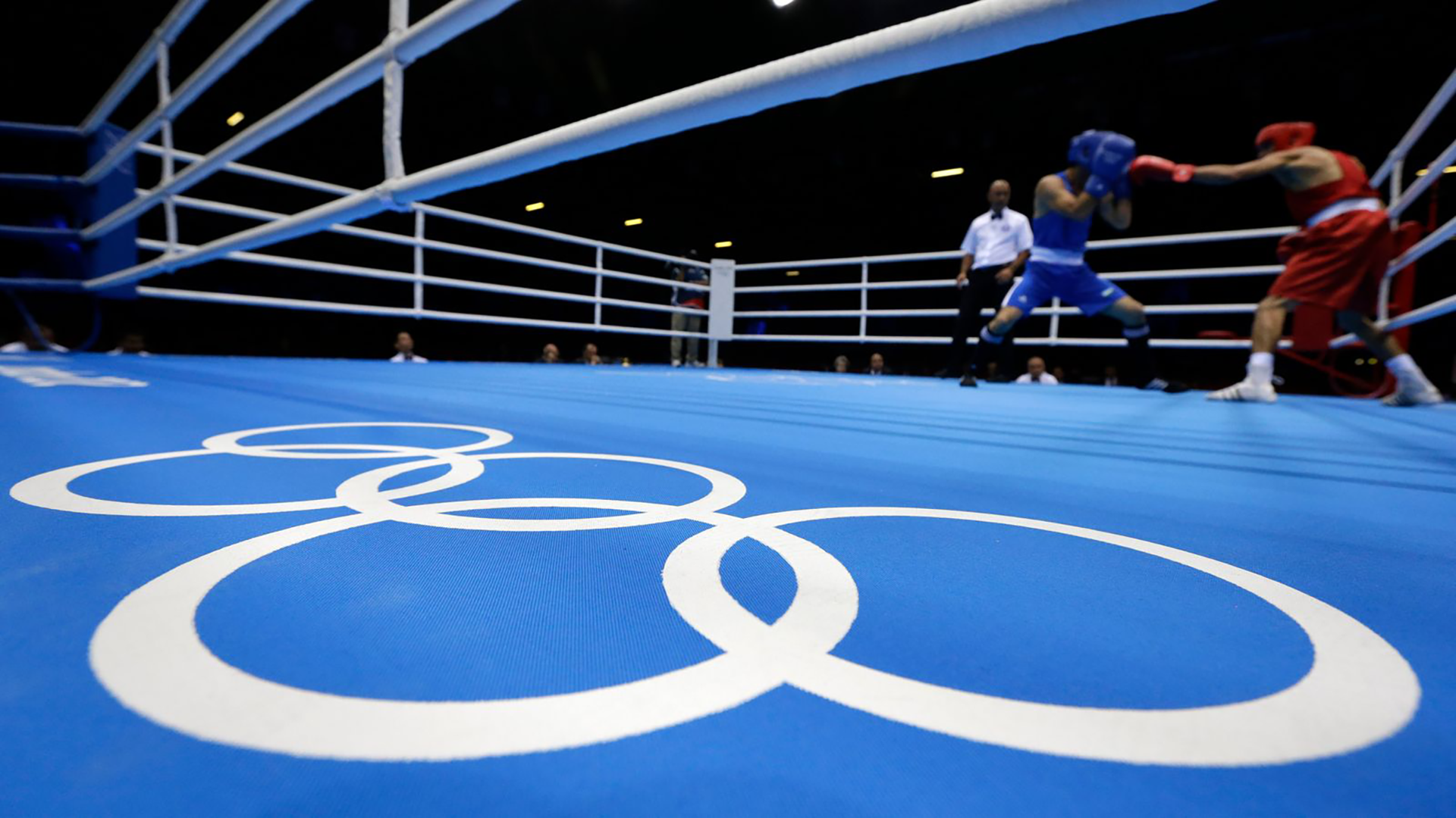 Crisis en el boxeo olímpico: IBA pierde otro miembro y suspende Federaciones a días de un torneo clave para París 2024