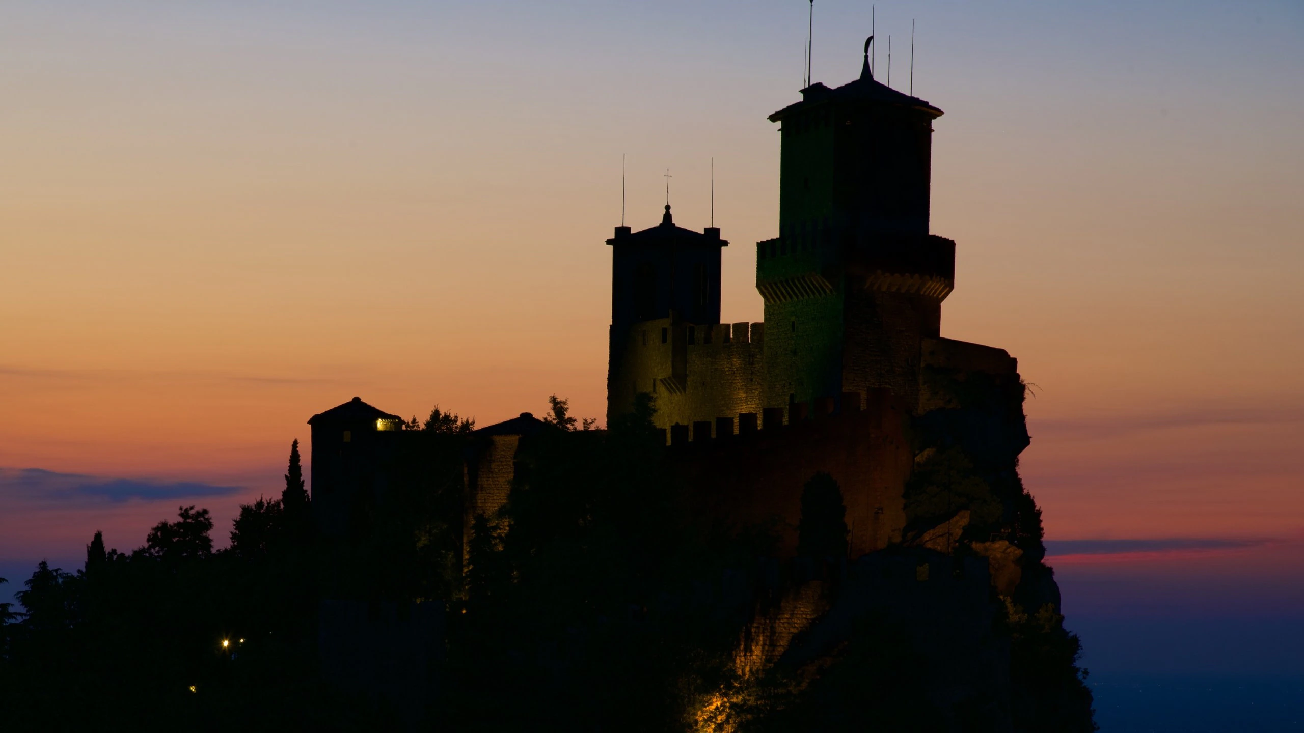San Marino al atardecer