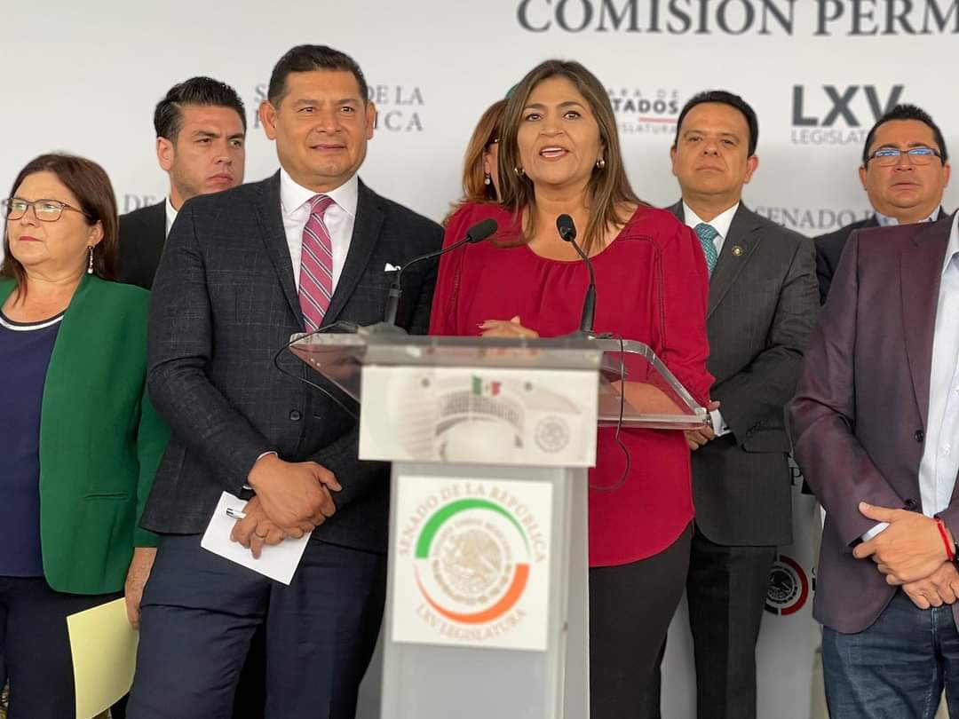El líder de Regeneración Nacional sostuvo que de ganar Acción Nacional la gubernatura del estado, estarían consolidando “sus negocios sucios” en Aguascalientes (Foto: Twitter/@Nora_Ruvalcaba)