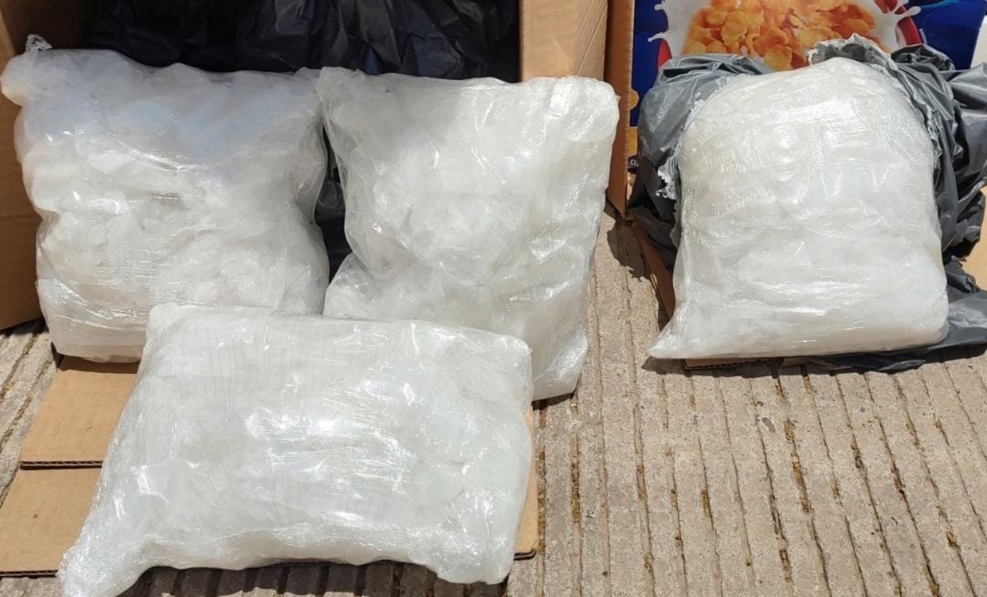 Cristal oculto en cajas de cereal fue asegurado en Sinaloa