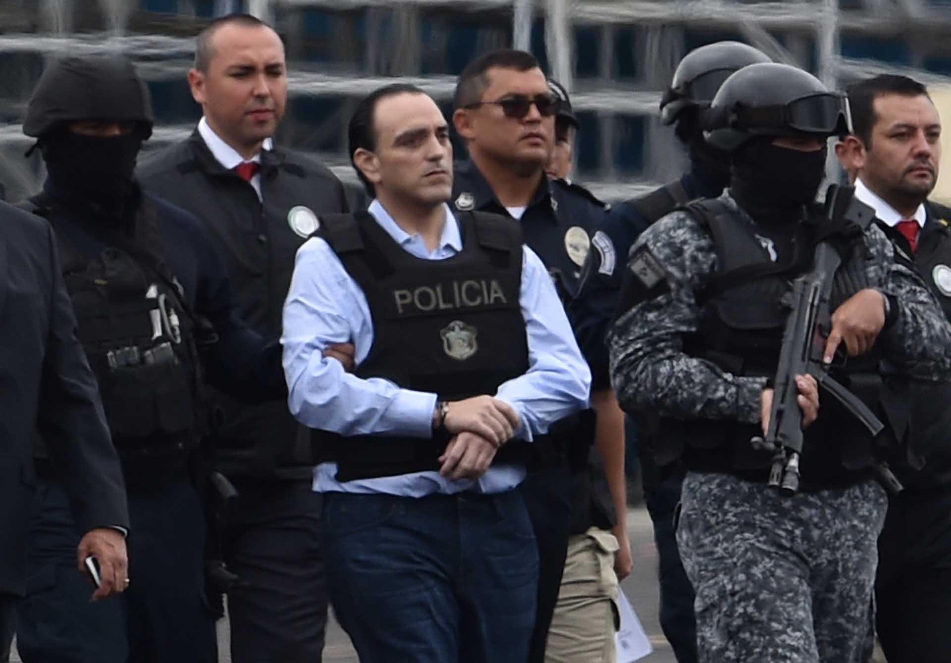 El exgobernador de Quintana Roo fue acusado de lavado de dinero, peculado, aprovechamiento ilícito y ejercicio indebido de la administración pública (Foto: AFP PHOTO / Rodrigo ARANGUA)