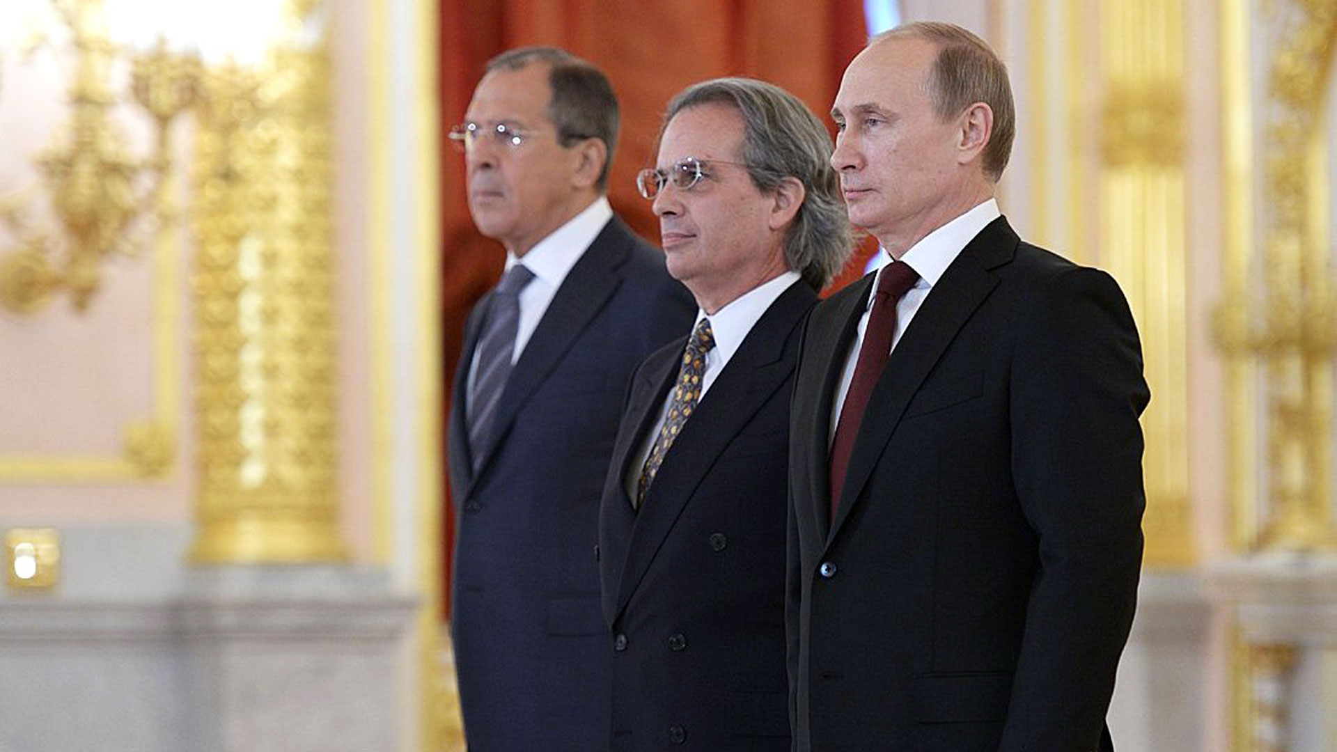 Pablo Titamante con Vladimir Putin e il ministro degli Esteri russo Sergei Lavrov