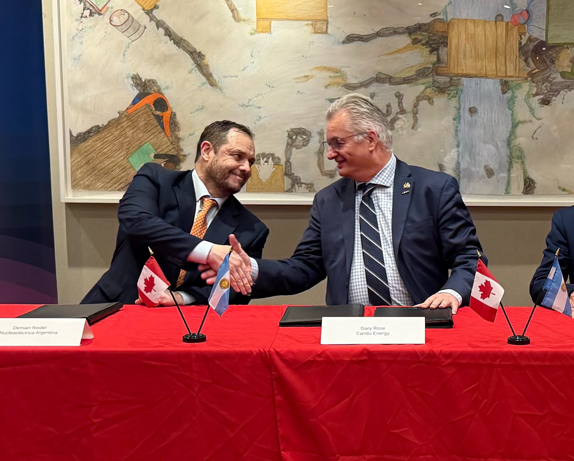 La empresa pública que opera los reactores nucleares firmó un acuerdo para proveer servicios en varios países