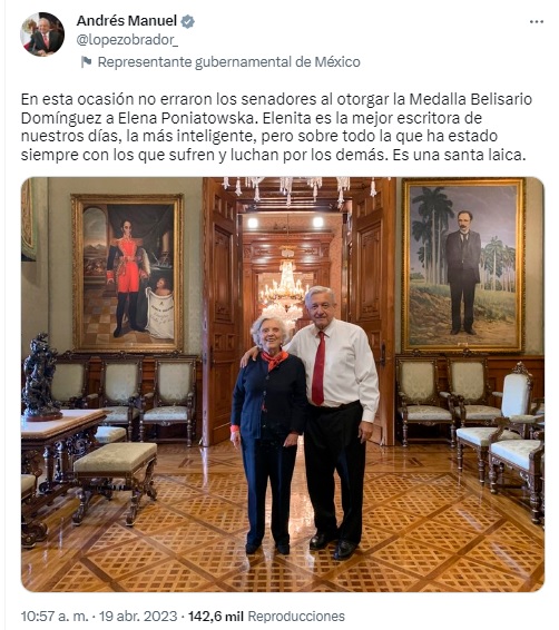Poniatowska lamentó la ausencia de AMLO en la ceremonia (Twitter @lopezobrador_)