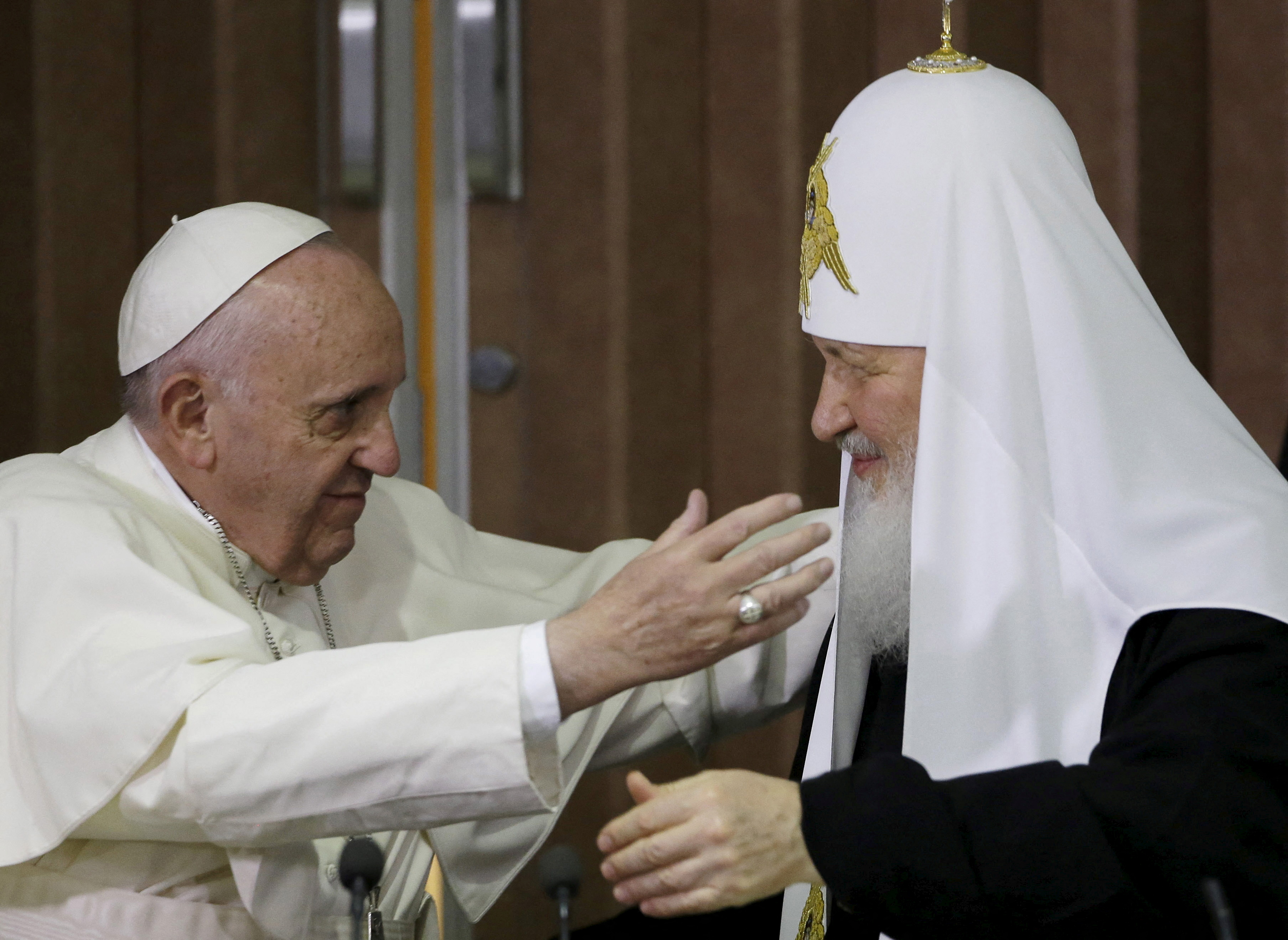El Patriarca ruso que apoya la invasión a Ucrania no asistirá al acto donde iba a reunirse con el papa Francisco