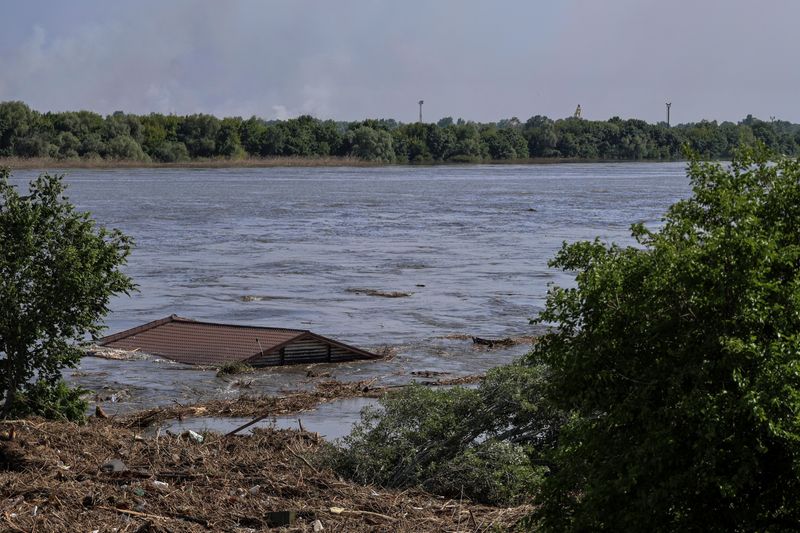 Estados Unidos advirtió que podría haber muchas muertes tras la destrucción de la represa ucraniana de Kajovka