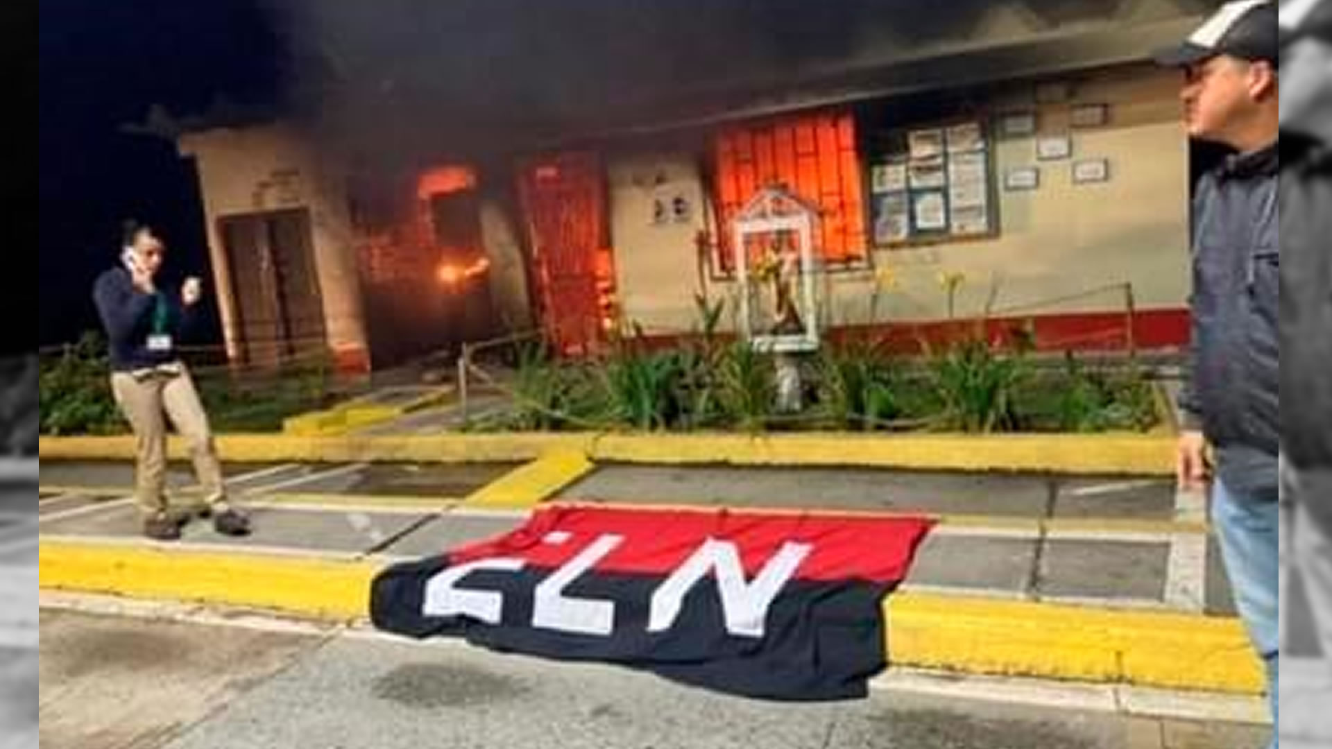 Presuntos integrantes del ELN incendiaron peaje en Antioquia