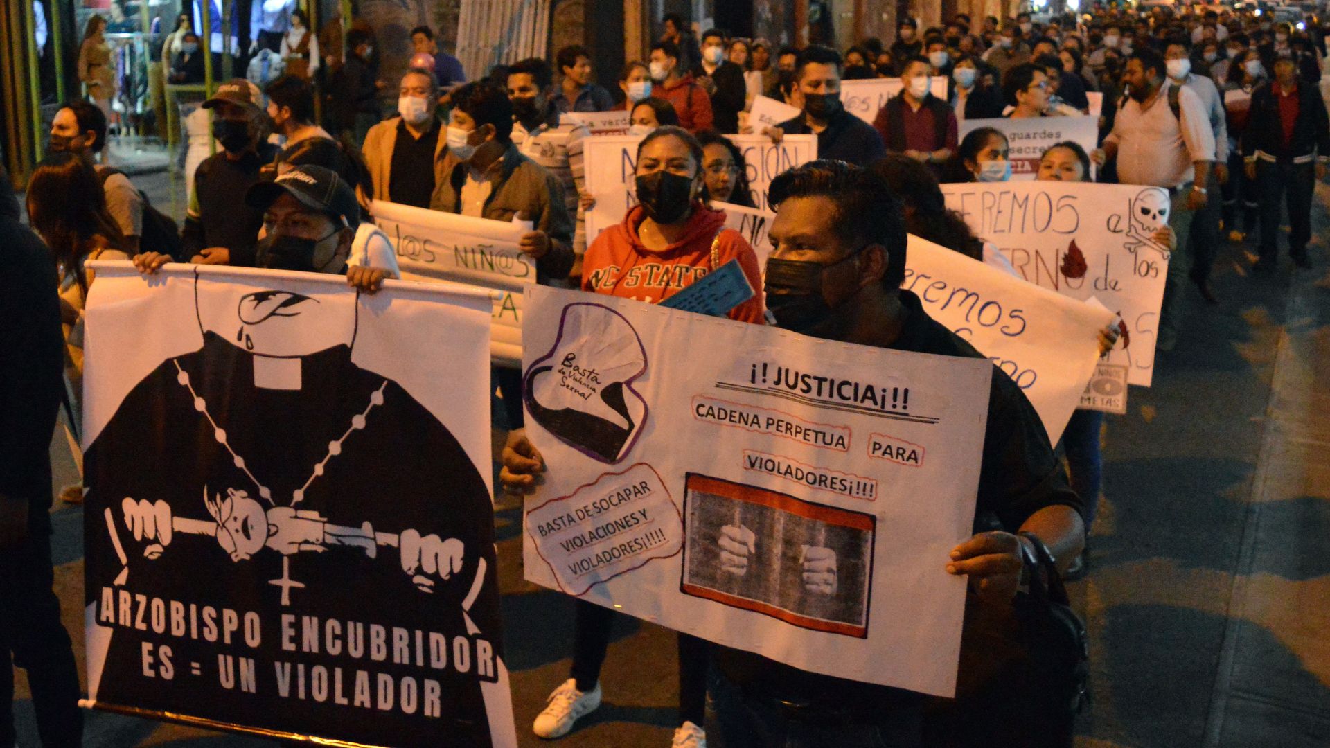Centenares de personas marcharon en Bolivia contra escándalos de pederastia en la Iglesia católica
