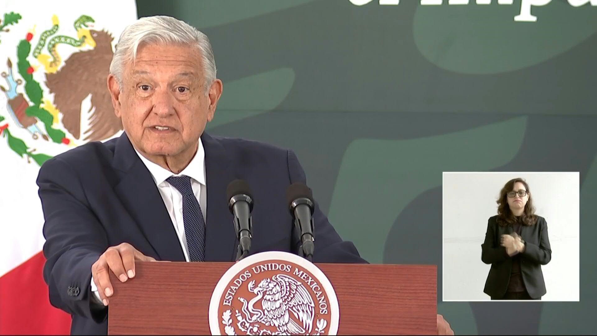 El presidente de México, Andrés Manuel López Obrador, prometió el miércoles "cero impunidad" y reconocimiento tanto a civiles como a militares caídos durante la llamada Guerra Sucia, cuando el Estado cometió crímenes como torturas, desapariciones y ejecuciones entre 1965 y 1990.