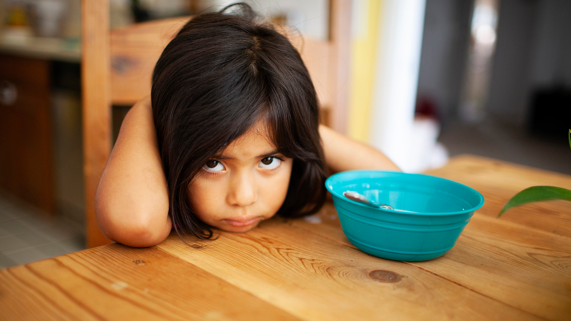 Los niños malnutridos, consecuencias físicas y psicológicas en su neurodesarrollo 