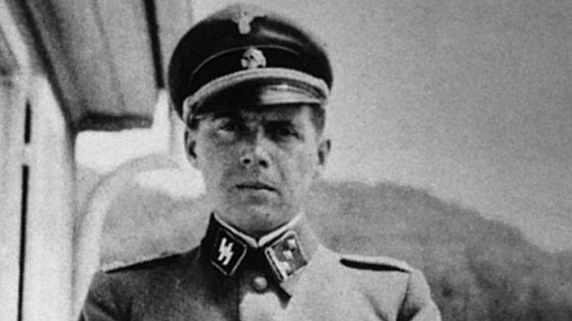 Josef Mengele se recibió de médico a los 25 años. En ese entonces ya se había acercado al nazismo al que, luego, se adhirió con fervor