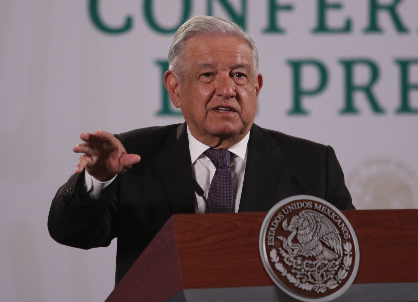 Andrés Manuel López Obrador aseguró que serán revelados los documentos aportados por la Sedena (FOTO: ANDREA MURCIA /CUARTOSCURO.COM)