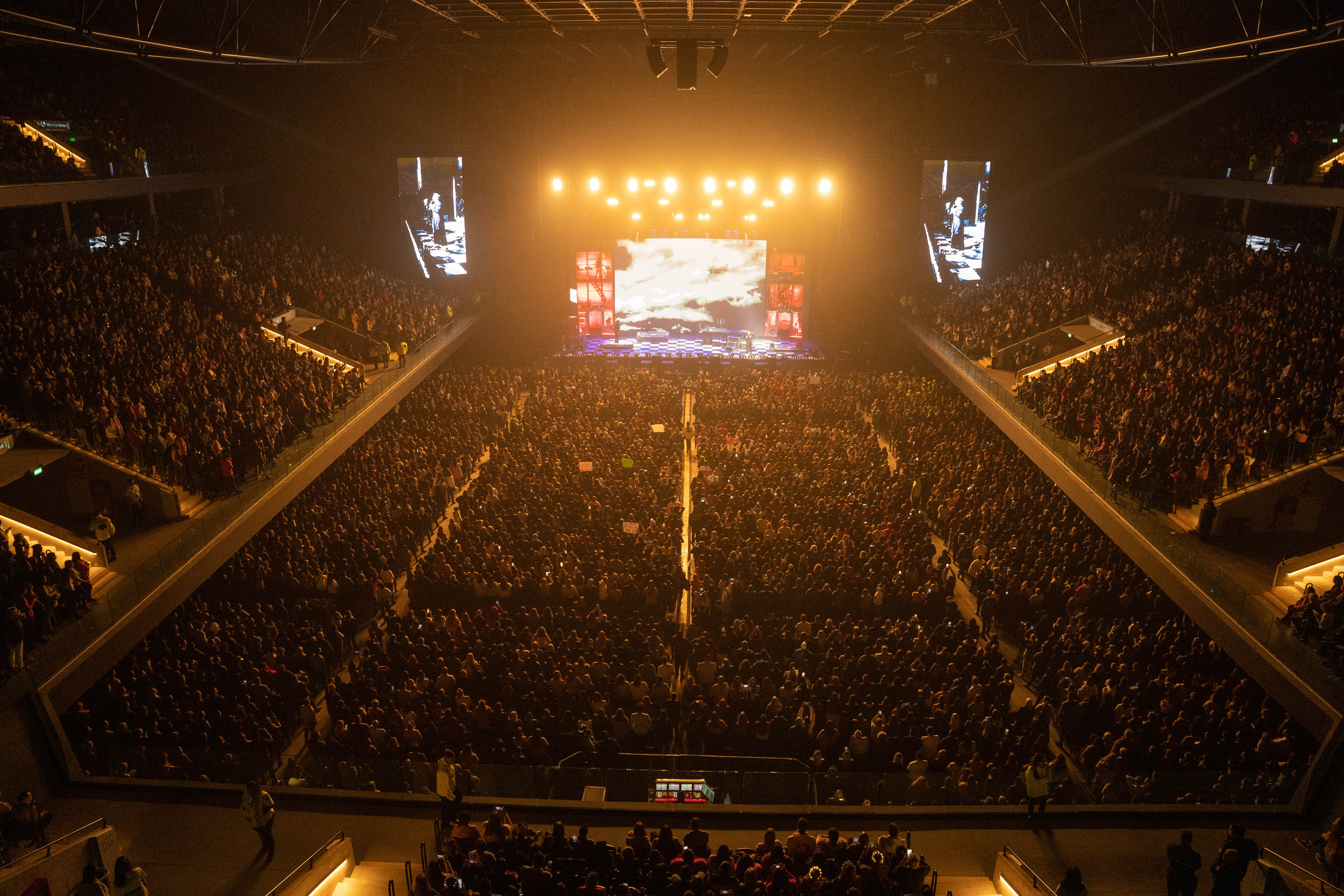 The Movistar Arena Filled With Arjona Fans  