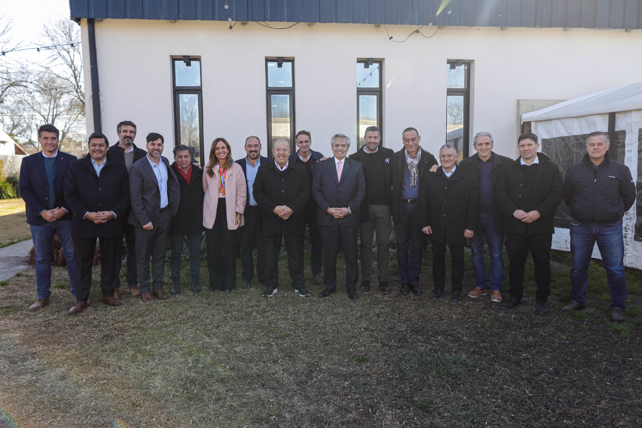 Alberto Fernández durante un encuentro con dirigentes bonaerenses y nacionales en Pila, provincia de Buenos Aires 