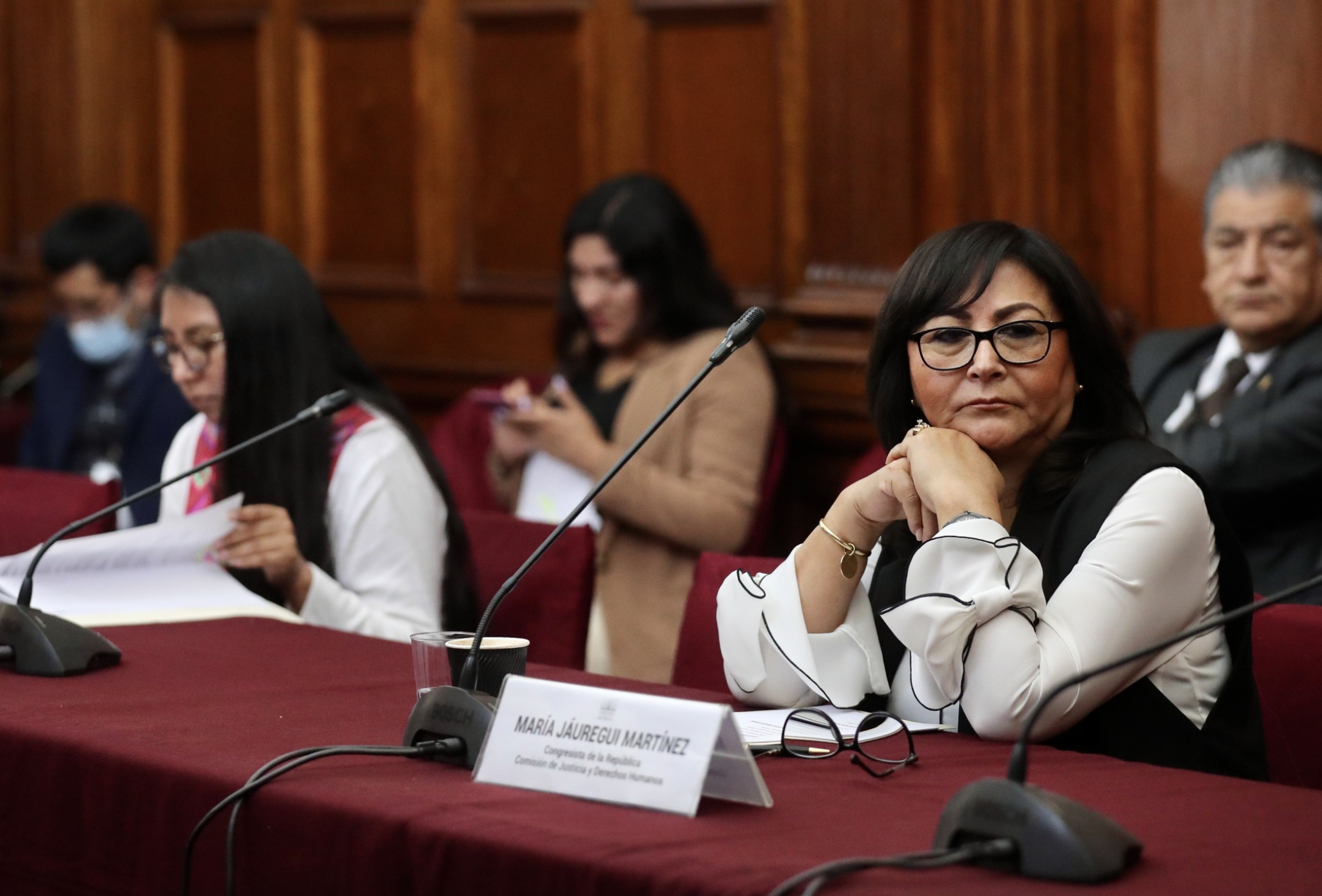 Congresistas Milagros Aguayo y Ruth Luque debatieron acerca del proyecto de ley que busca dotar de derechos absolutos al concebido.