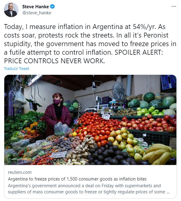 Tuit de Steve Hanke sobre la Argentina