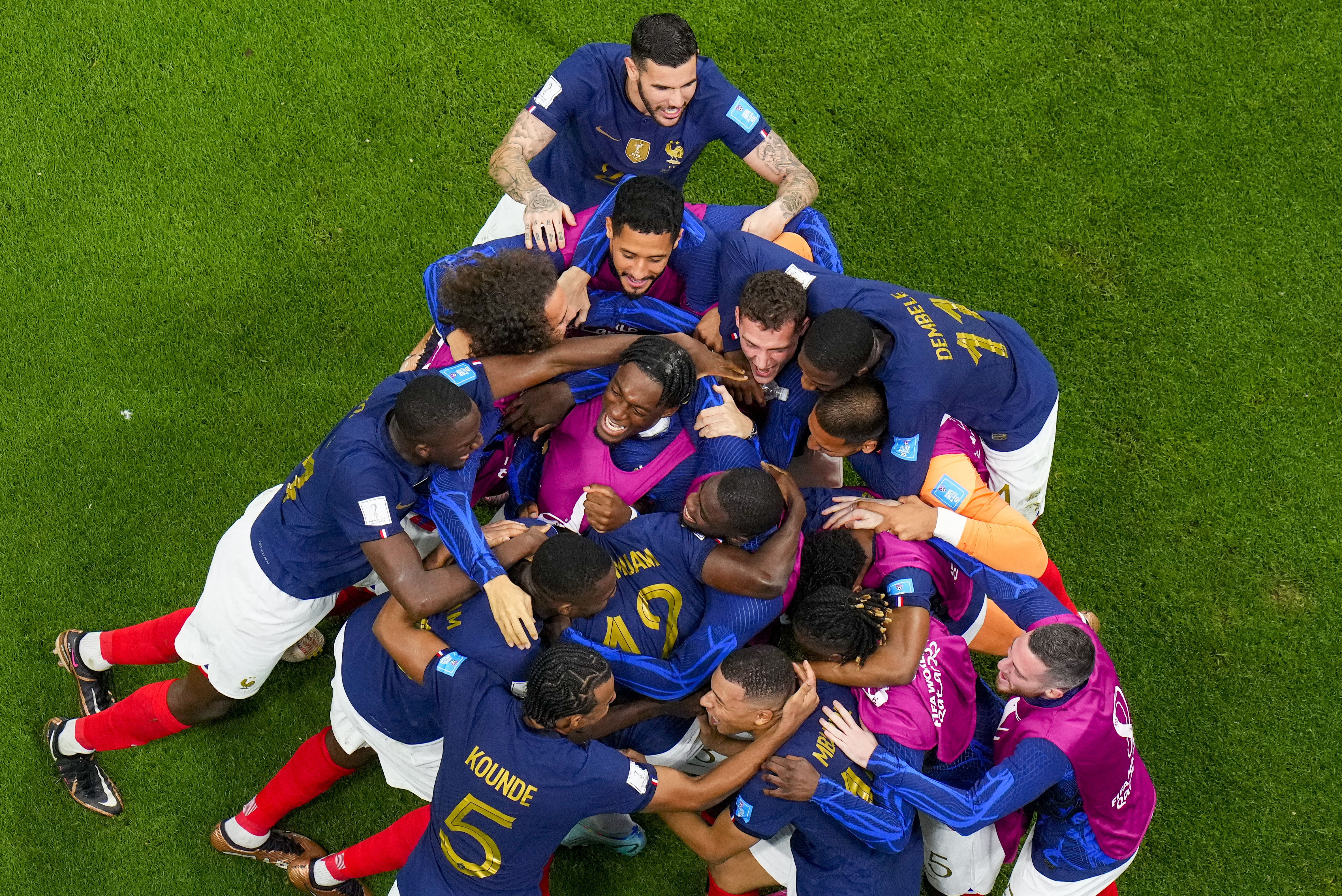 Francia viene de superar a Marruecos en semifinales (AP Foto/Petr David Josek)