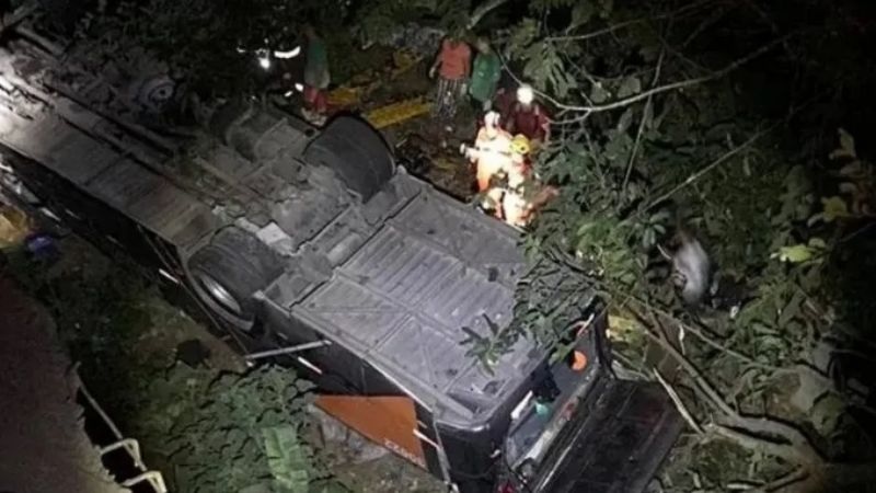 Este lunes se registró otro accidente de bus, que transportaba a un equipo juvenil de fútbol, en Minas Gerais