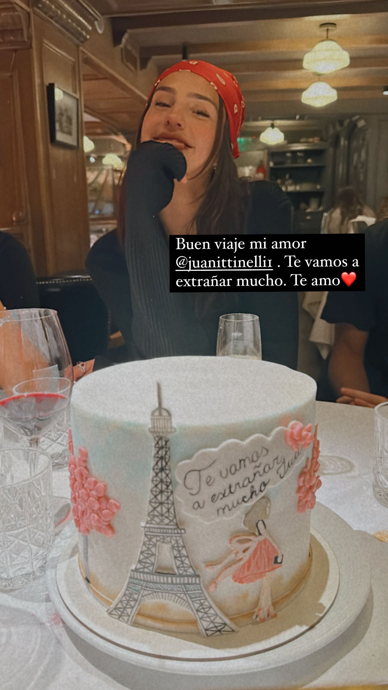 La despedida de Juana Tinelli en familia: brindis, torta con un emotivo mensaje y el saludo especial de Marcelo (Instagram)