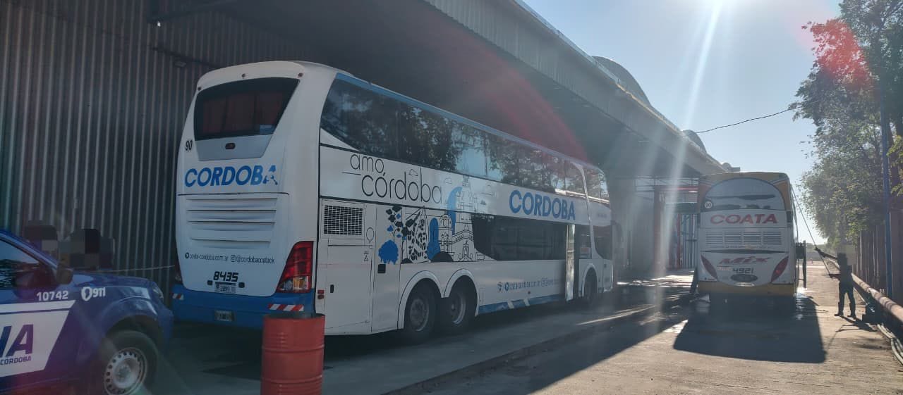 Córdoba: encontraron un feto en el baño de un colectivo de larga distancia