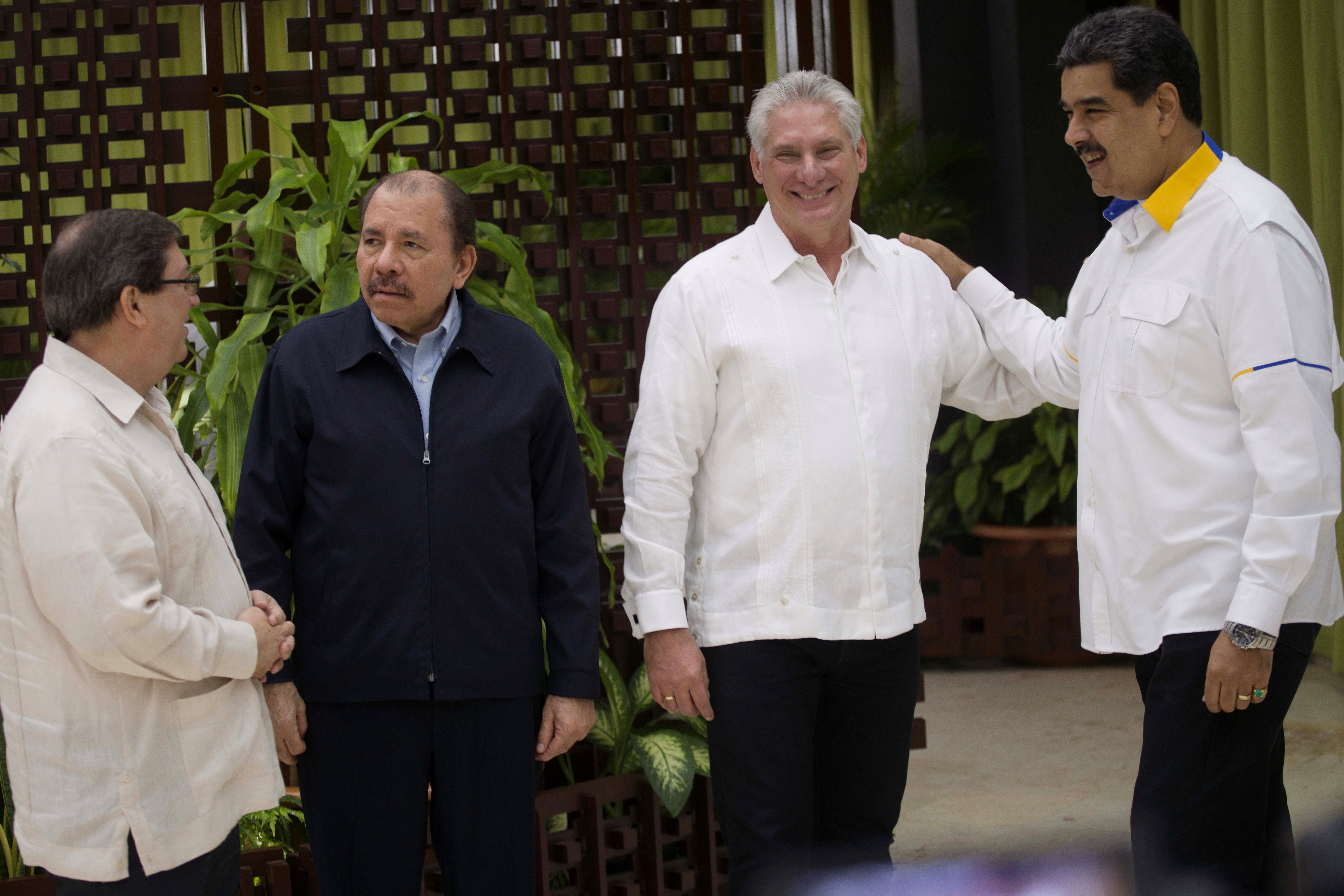 El dictador de Nicaragua, Daniel Ortega; junto a los de Cuba, Miguel Díaz-Canel; y Venezuela, Nicolás Maduro (Ramon Espinosa/Pool via REUTERS/Archivo)