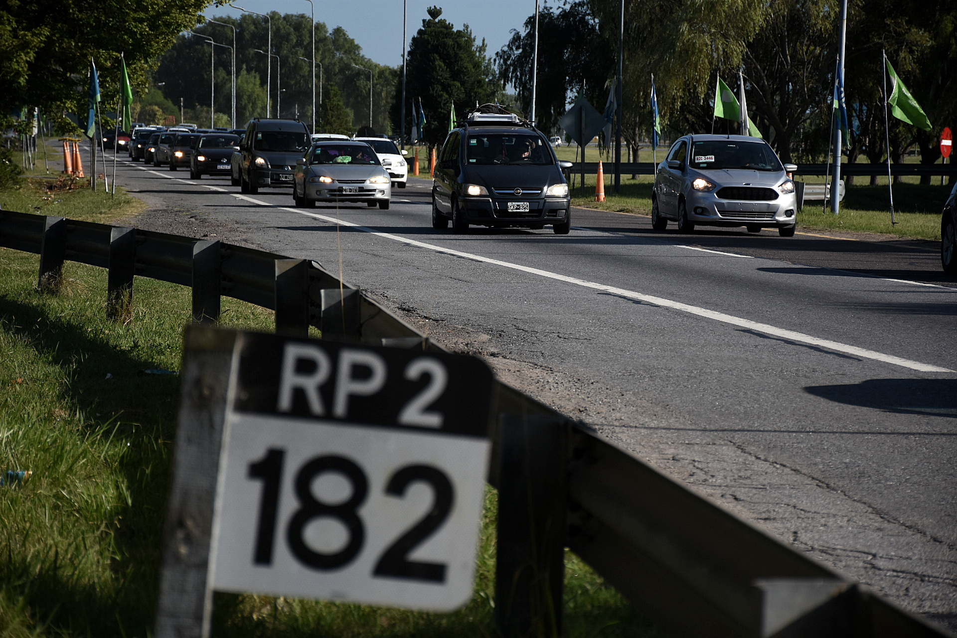 Más de 1.900 vehículos circulaban por la Ruta 2 a las 8 de la mañana (Nicolás Stulberg)