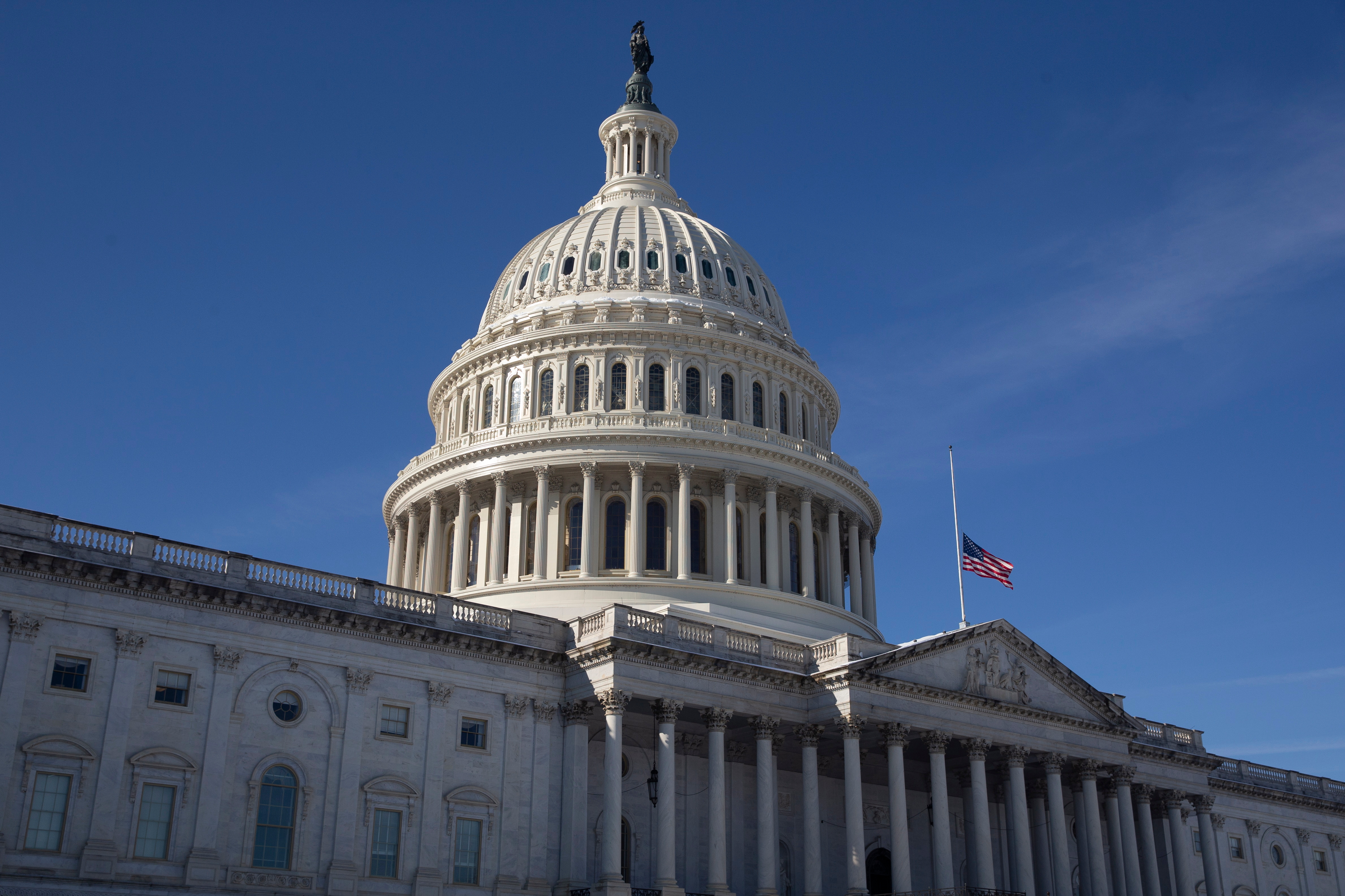 El Capitolio de los Estados Unidos en Washington. EFE/EPA/MICHAEL REYNOLDS
