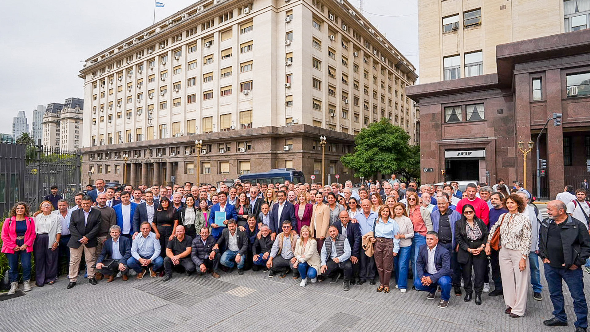 El reclamo que intendentes de todos el pa&iacute;s llevaron al Ministerio de Econom&iacute;a: "El ajuste no da para m&aacute;s"