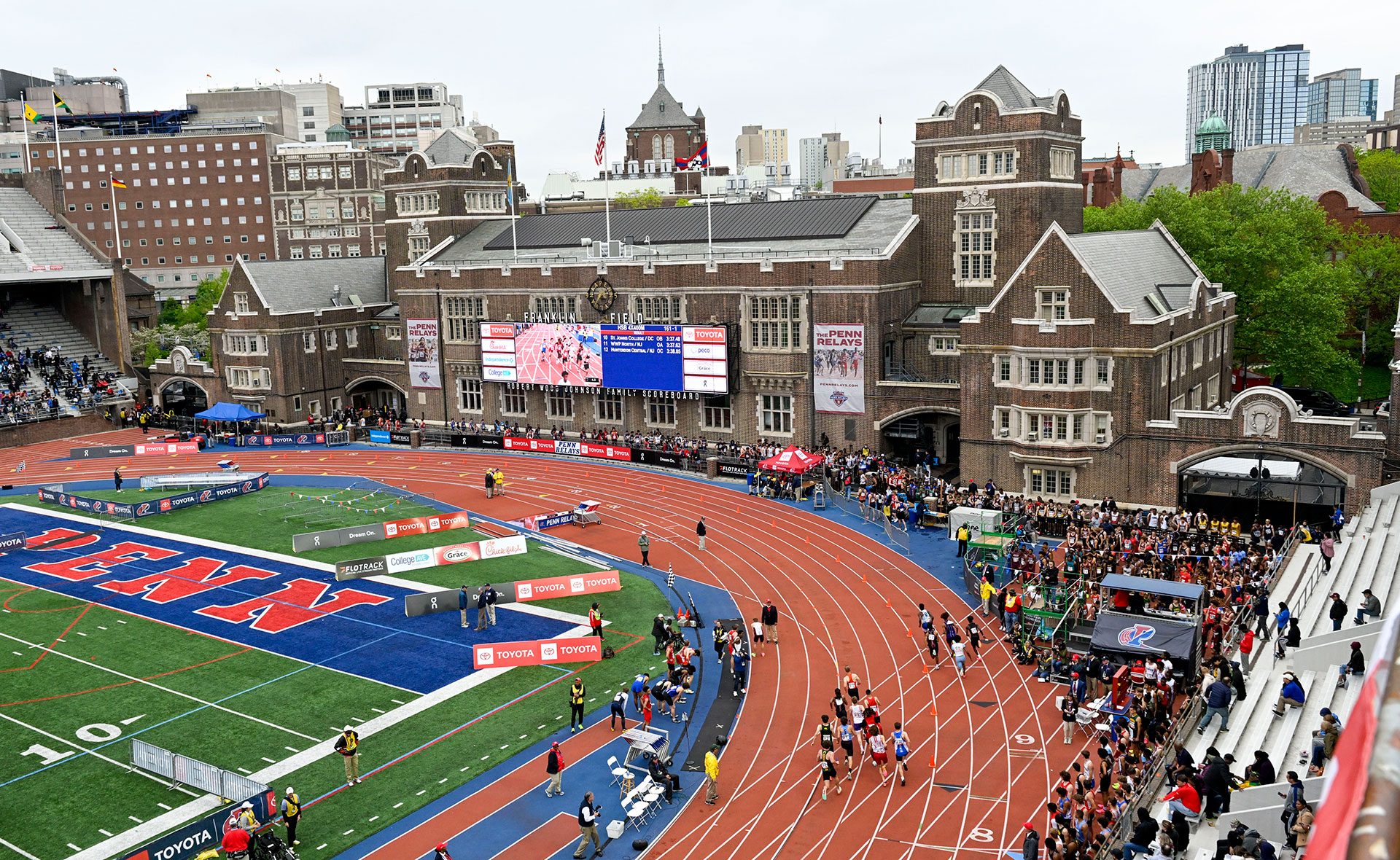 Los Penn Relays, que se llevan a cabo en el Franklin Field de la Universidad de Pensilvania, son la competencia de atletismo más grande y antigua de los Estados Unidos (Jonathan Newton/Washington Post)