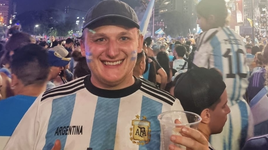 El suizo que vino a ver la final del Mundial al país y festejó en el Obelisco: “Me sentí un argentino más”