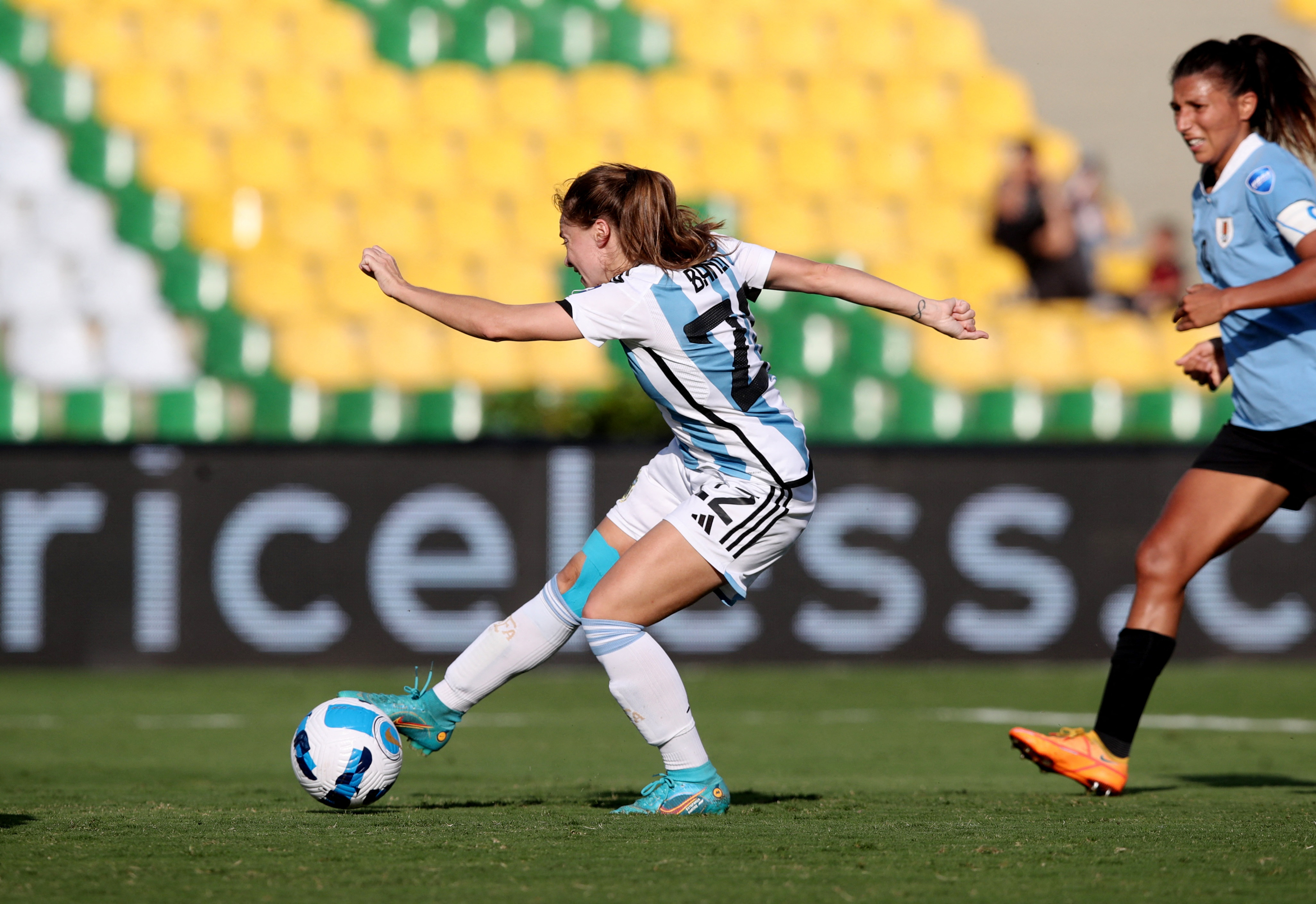 Banini puso el 1-0 para la selección argentina ante las charrúas (REUTERS/Amanda Perobelli)