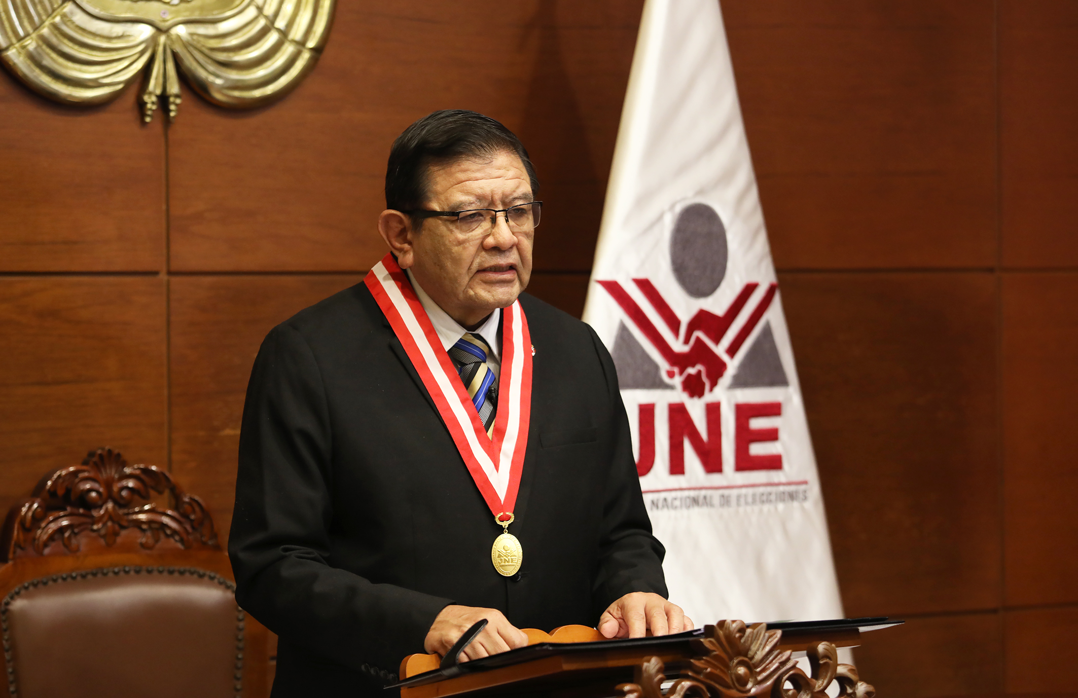 José Luis Salas Arenas, presidente del JNE, rechazó declaraciones de Zamir Villaverde.