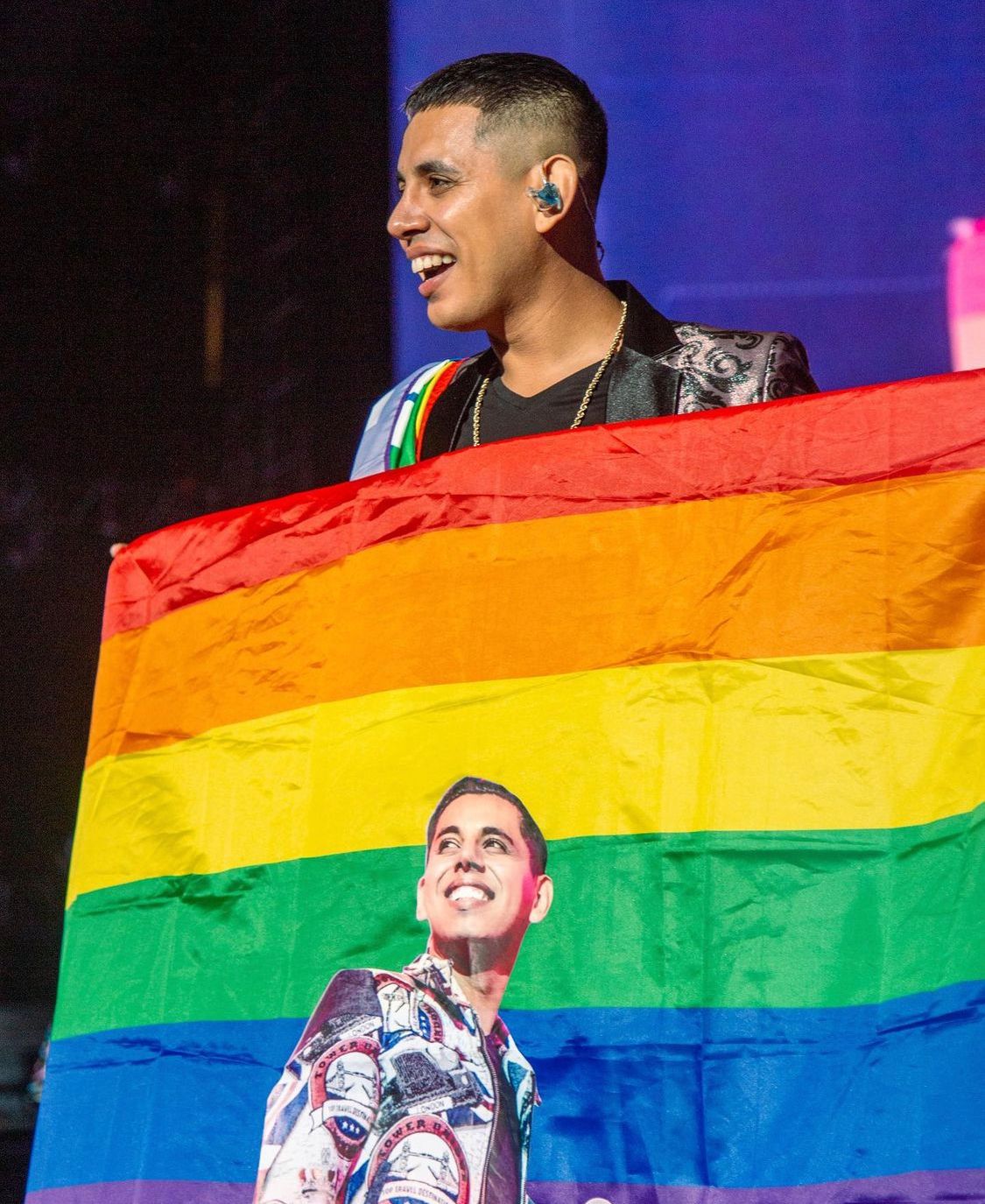 Jhonny Caz estará el próximo sábado 25 de junio en la marcha LGBT+ de la CDMX 
(Foto: Instagram/jhonny_caz)