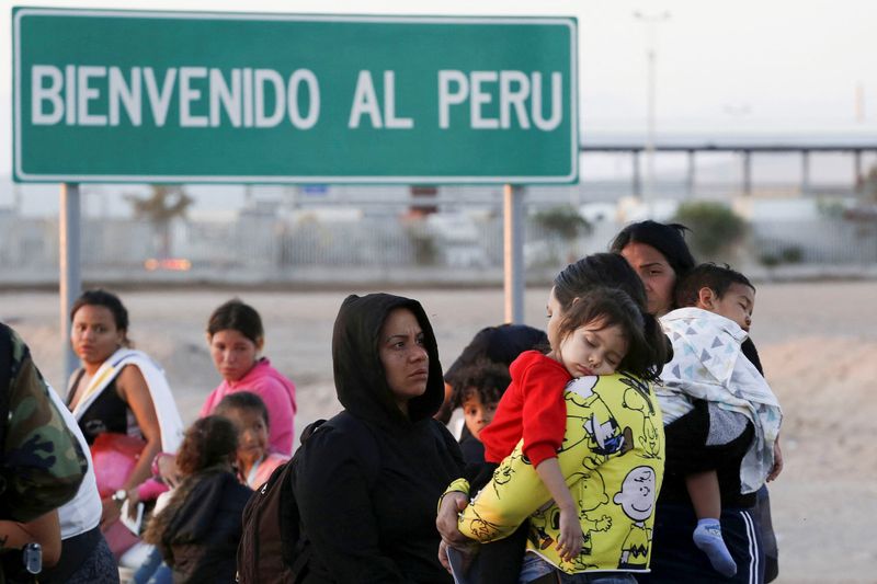   Undocumented migrants trapped on the Chilean and Peruvian border, in Arica