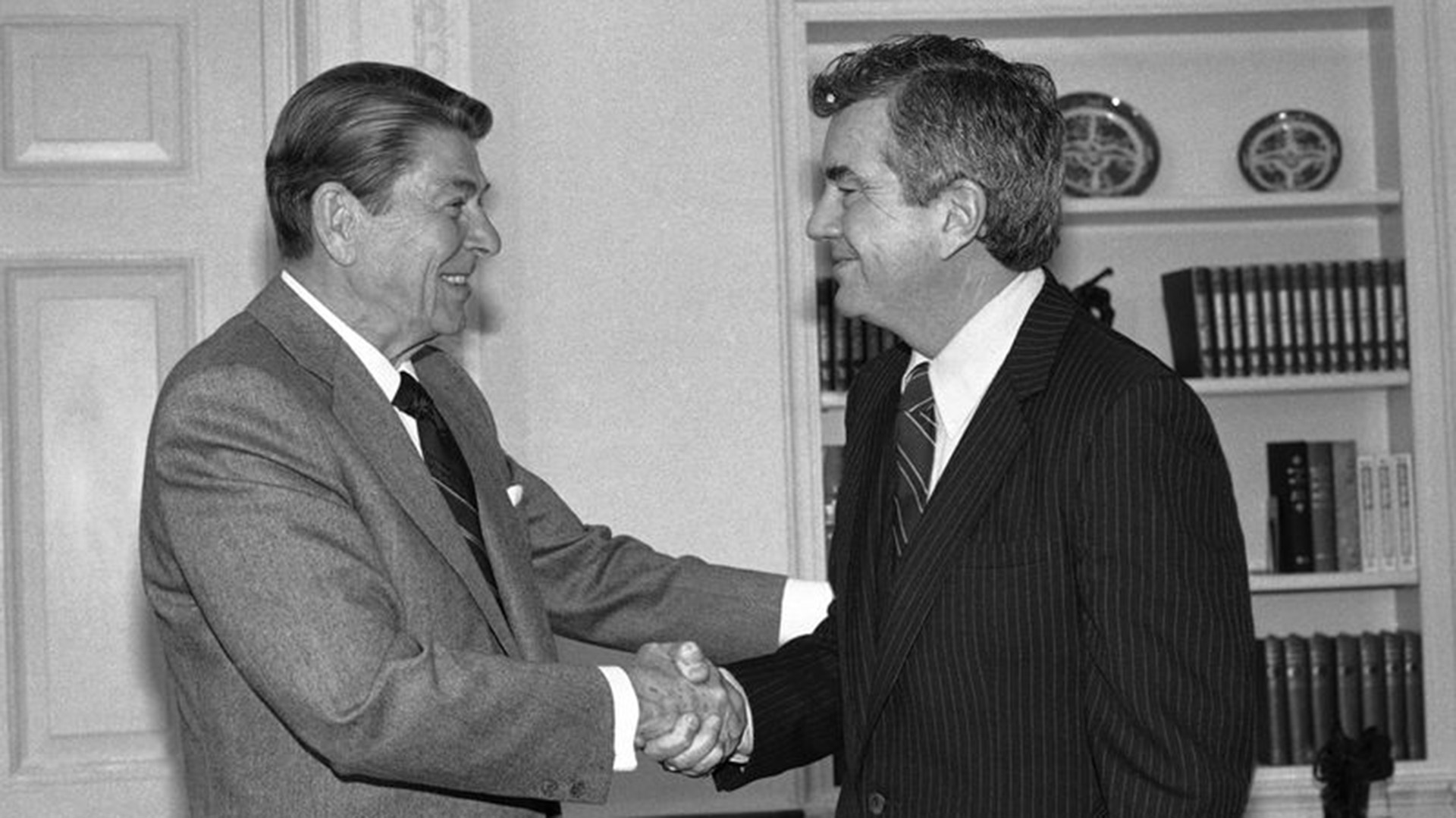 Jerry Parr, el hombre que le salvó la vida a Reagan, fue desde eso 30 de marzo un héroe nacional (AP)