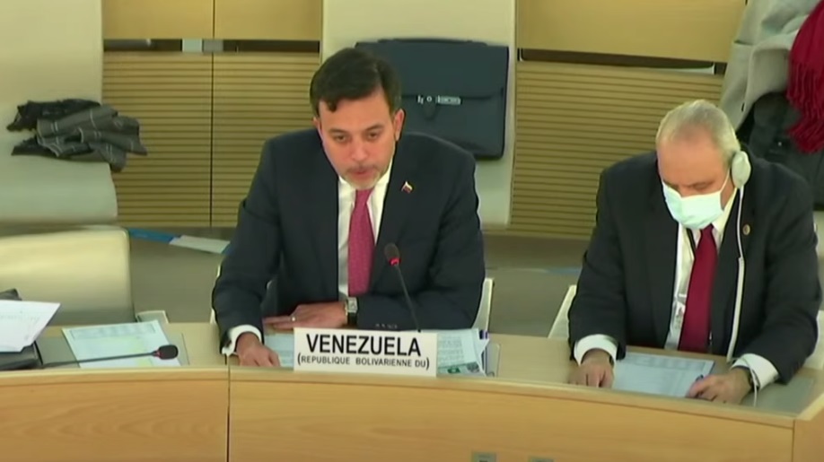 El representante de Venezuela interrumpió dos veces la intervención de EEUU