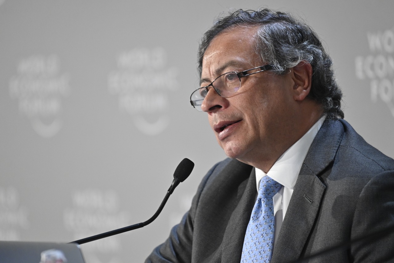 Gustavo Petro defends the health reform during the council of ministers.  (Archive)