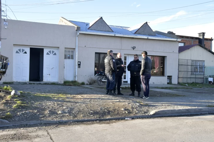 Un hombre muri&oacute; tras ser apu&ntilde;alado en el coraz&oacute;n y detuvieron a una mujer como principal sospechosa 