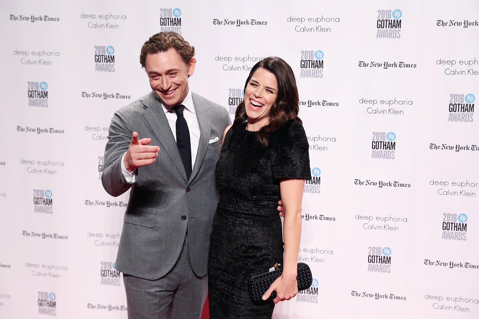Neve Campbell took a year to confirm her romance with JJ Feild (Photo REUTERS)