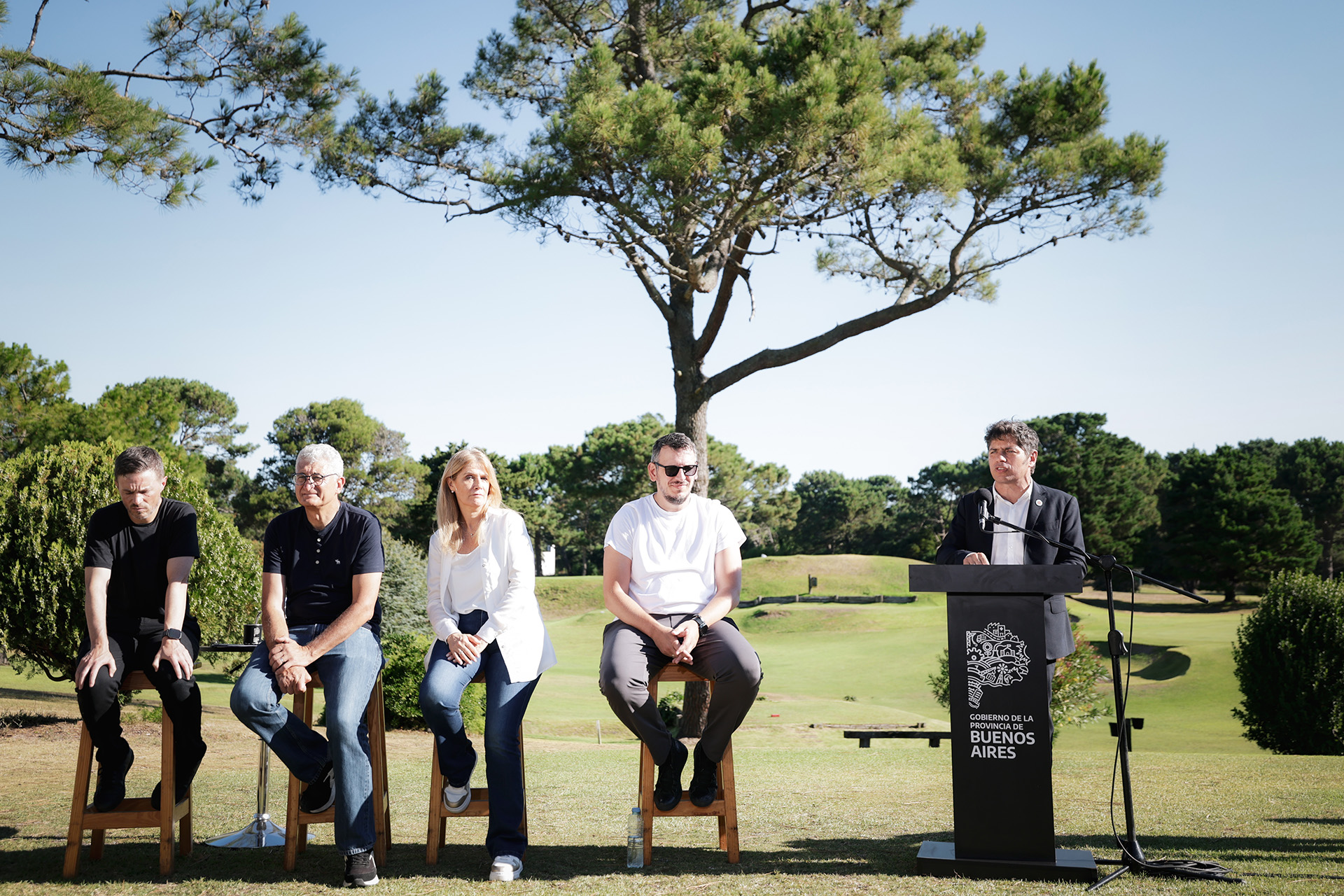 EEUU sancionó a funcionarios de seguridad y redes bancarias del régimen de Irán por reprimir las protestas 