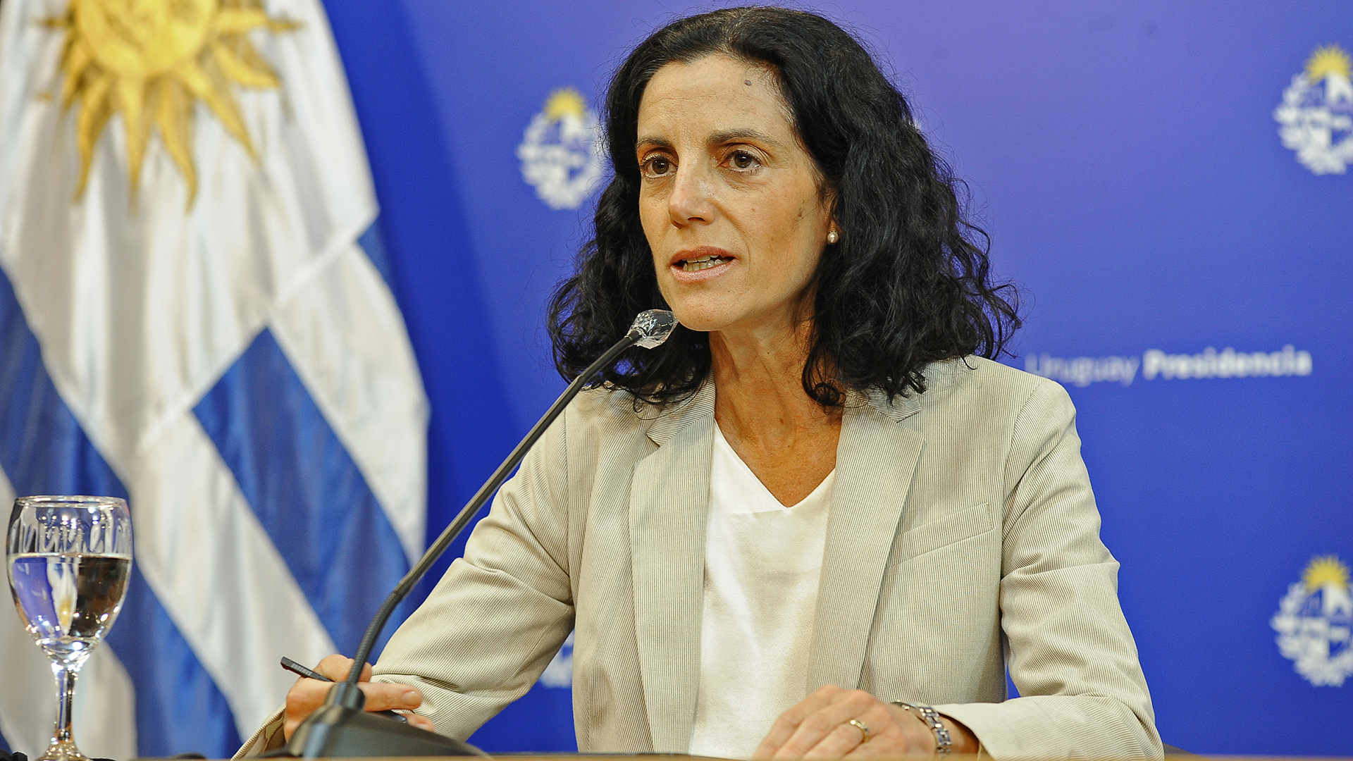 Azucena Arbeleche, ministra de Economía de Uruguay: “Somos un país de puertas abiertas y reglas claras, por eso atraemos inversiones” - Infobae